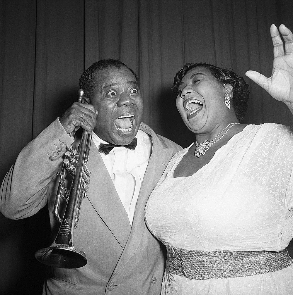 Louis Armstrong mit Velma Middleton, Kongresshaus Z&uuml;rich, 1955 Milou Steiner &copy; StAAG/RBA | RBA16-313_1

Milou Steiner (1915&ndash;1994) war kein Paparazzo &ndash; sondern ein Fotograf, der das Leben im Alltag festhielt. Ob in der Eigernordw