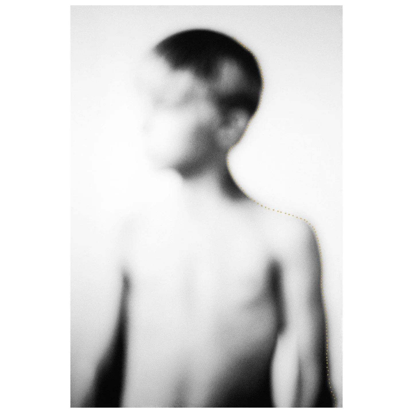 Aura, s&eacute;rie Family Affair &copy; Aim&eacute;e Hoving

In &laquo;Family Affair&raquo; richtet Aim&eacute;e Hoving das Objektiv auf das Intimste: ihre eigene Familie. Die Serie ist eine ber&uuml;hrende Auseinandersetzung mit Identit&auml;t, Vere