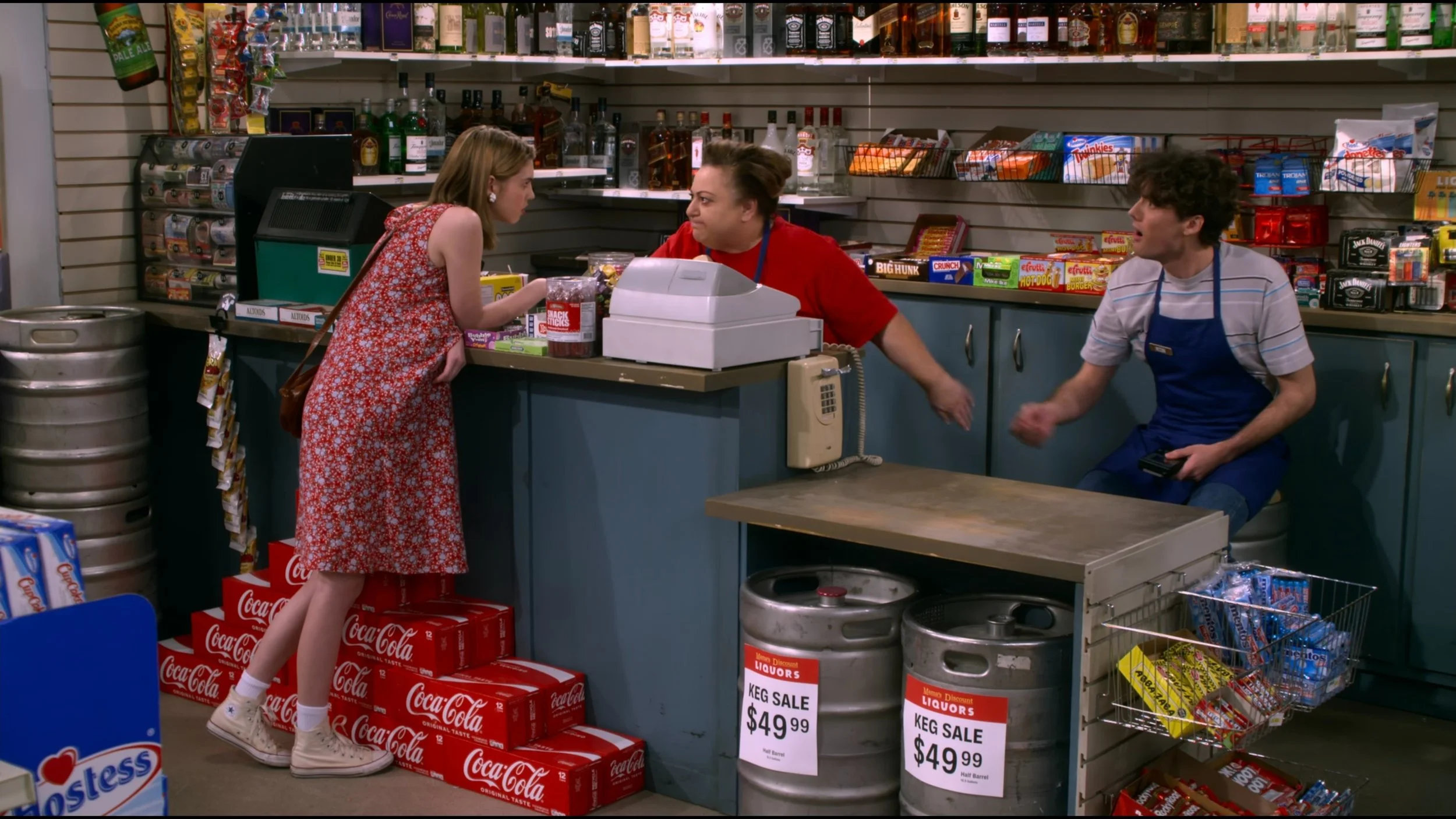 VS--Netflix-That90sShowE1That90sPilot-15’10”.jpg