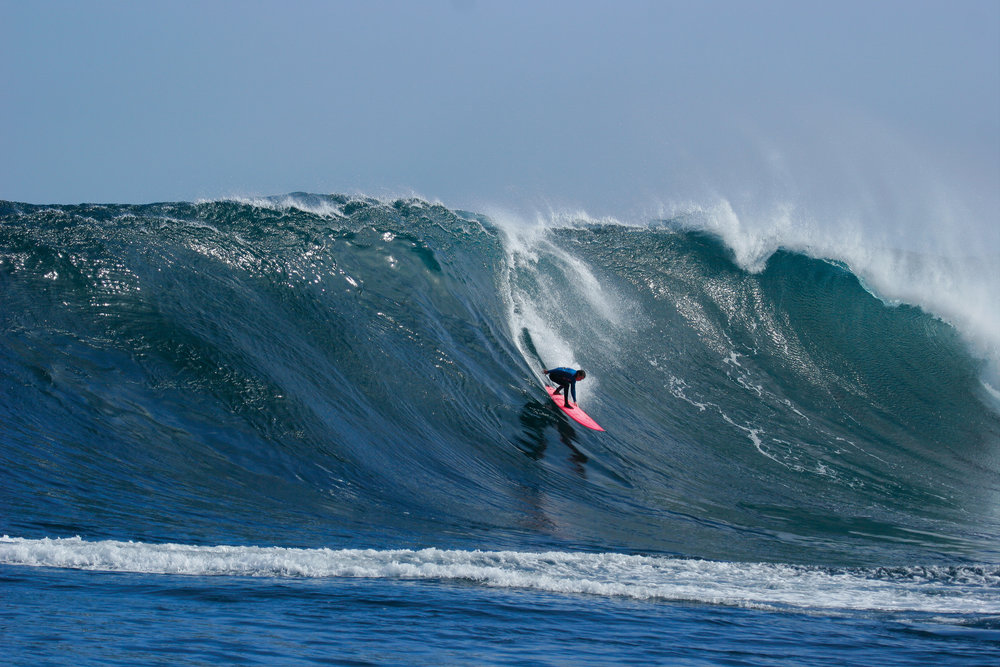 big-wave-surf-surfer.jpg