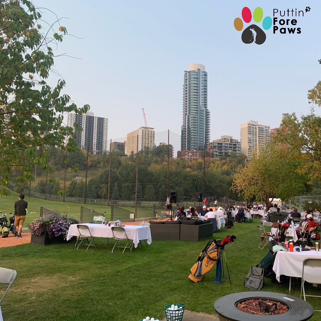 #Throwback to our 2020 Drive, Dine, &amp; Dogs event! 😍

Join us this year on August 20th at the Victoria Golf Course for a fun, socially distanced evening at the driving range. Tickets include unlimited golf balls, dinner &amp; drinks, a private ta