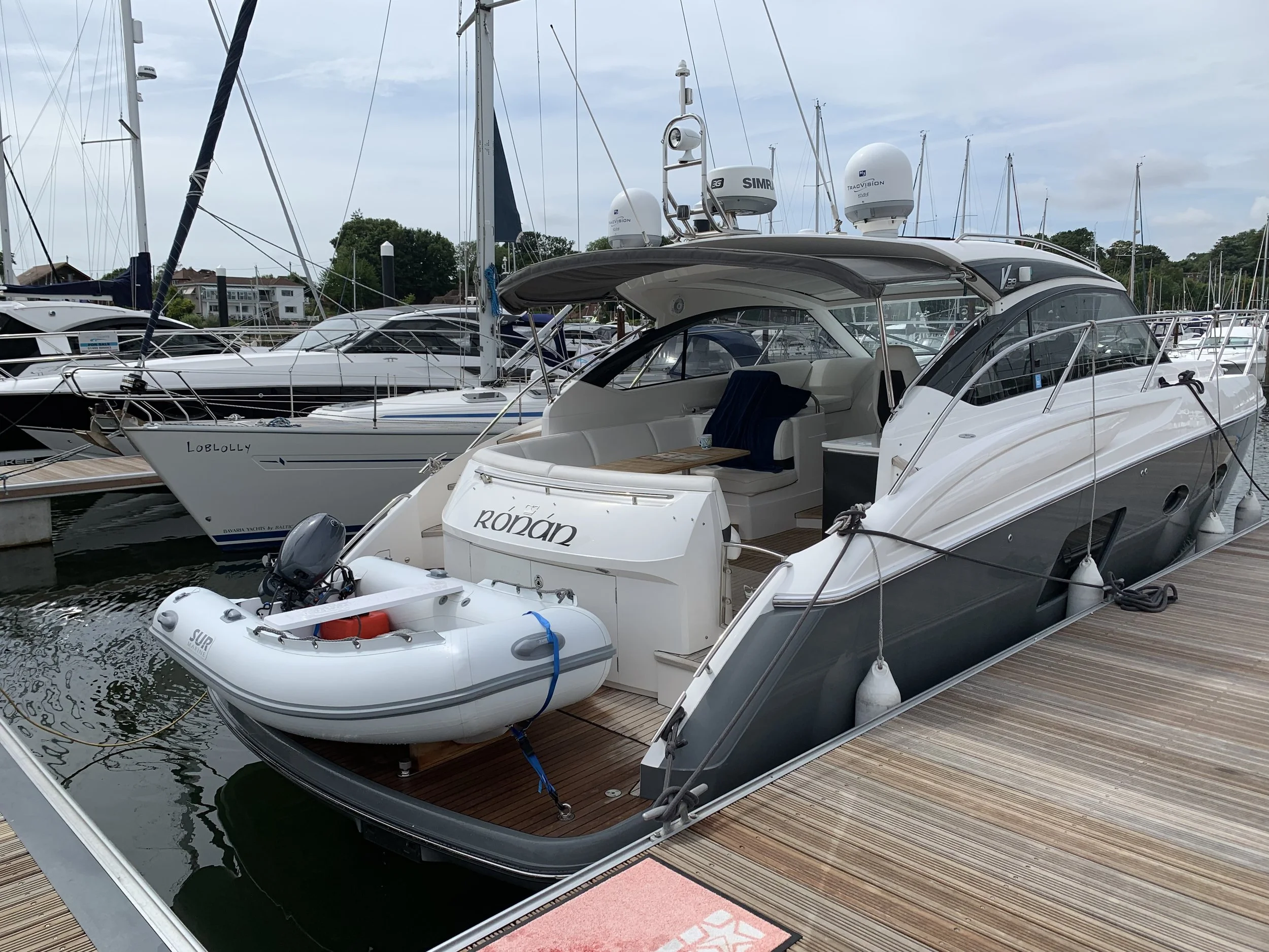 Princess V39 & SUR Marine Easy 270