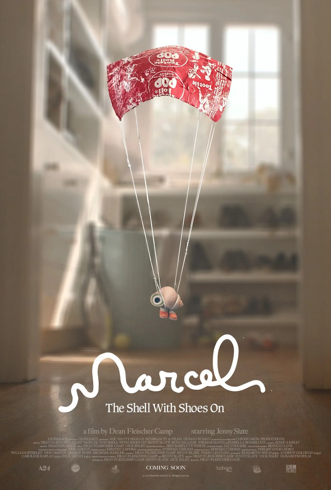Review: Marcel the Shell with Shoes On (Dean Fleischer-Camp, 2021)