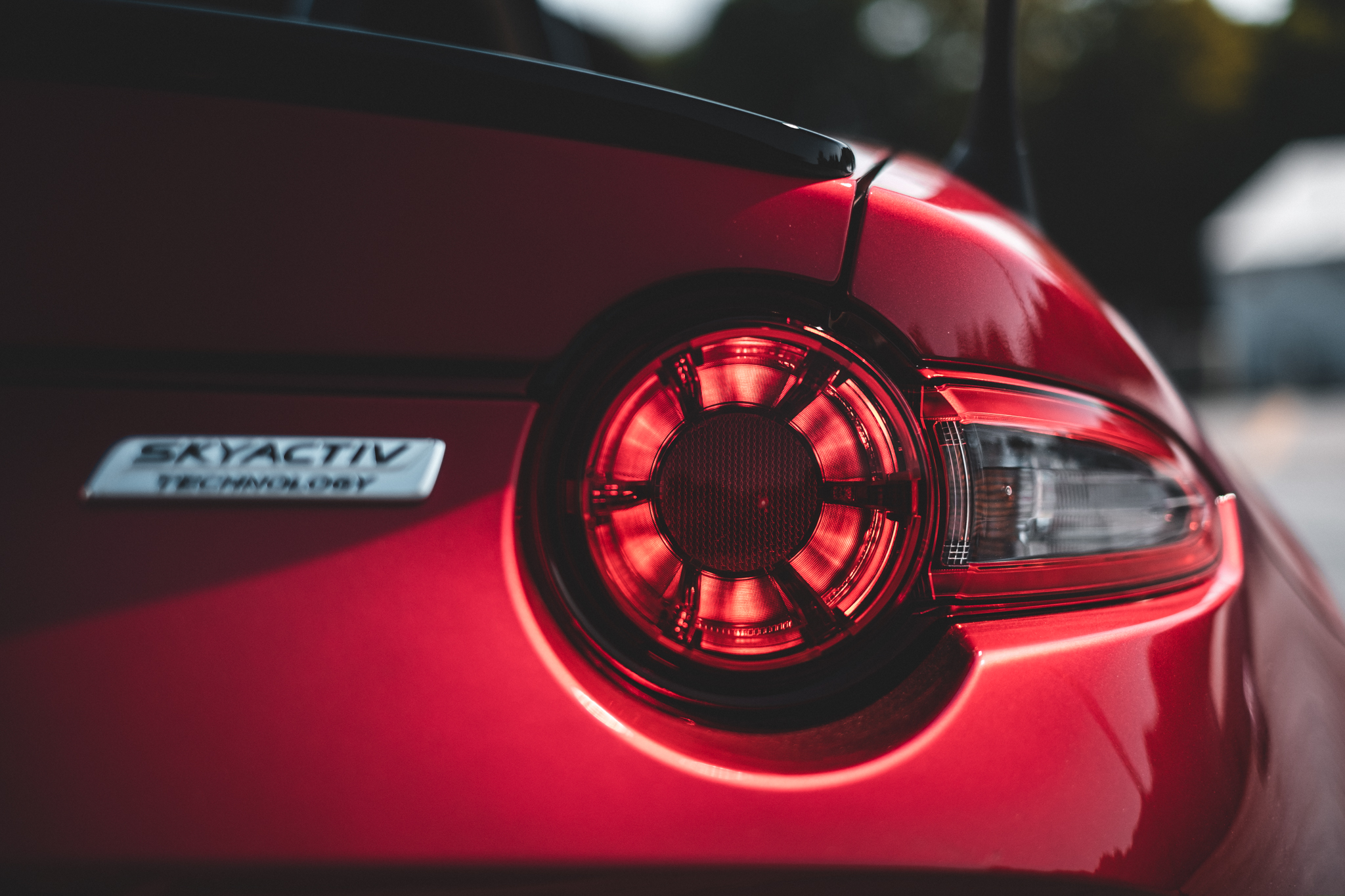 LuxuryReports_2019_Mazda_MX5_Club_0006_WEB.jpg