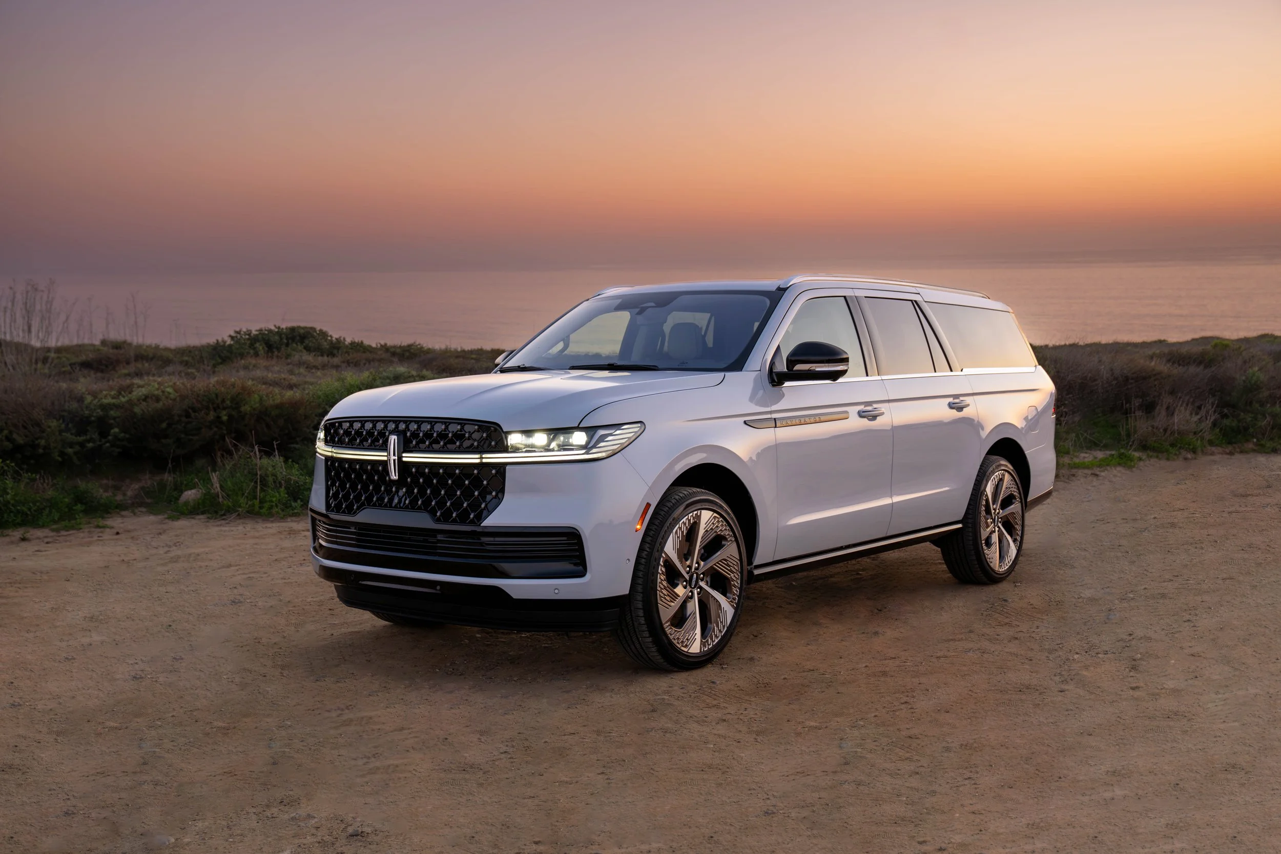 2026 Lincoln Navigator: A Digital Spa in a Shaking Box