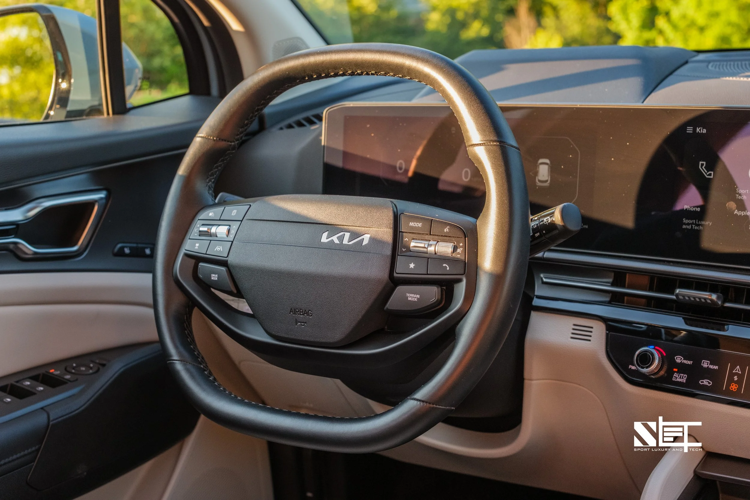 2026 Kia Sportage Hybrid-15.jpg