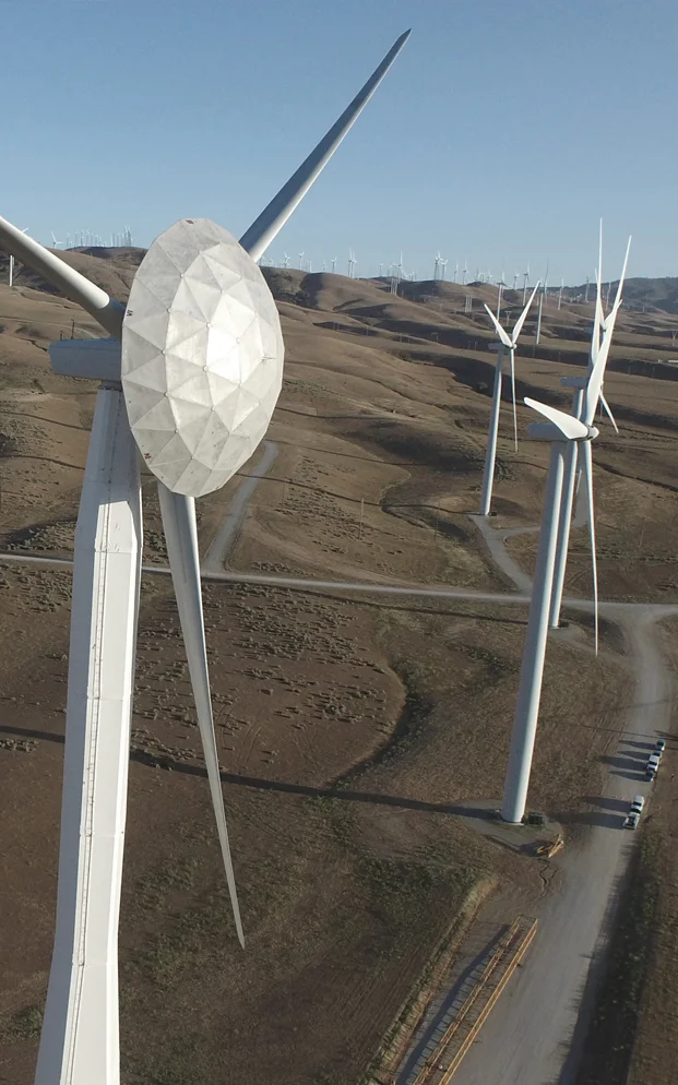YEAR 1 (2015) Highlighting 5 GE infrastructure and manufacturing locations around the US over 5 days, DRONEWEEK debuted with a live broadcast directly from Drone to Periscope, a world's first. 
