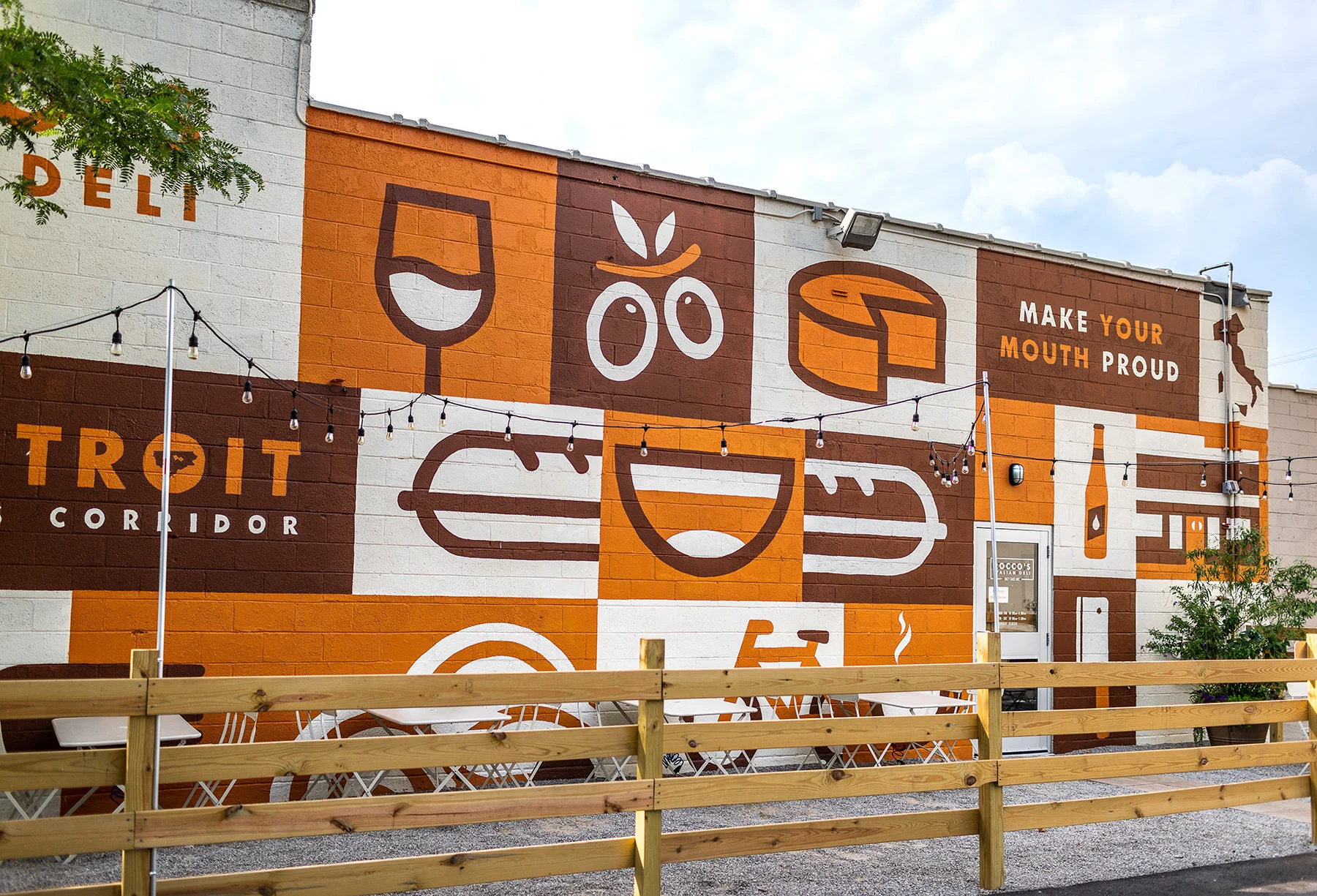 Roccos-mural.jpg