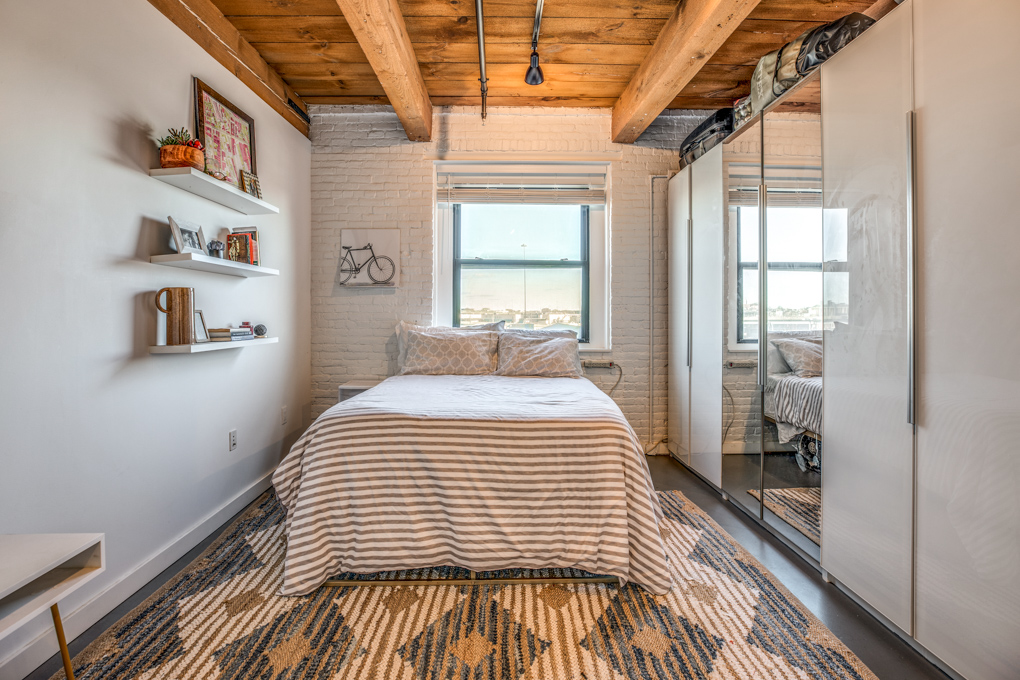 15_Bedroom-4.jpg