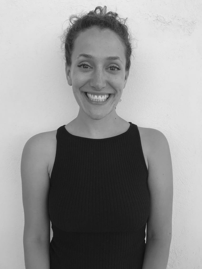 TIFFANY KARATZIOLA Site Coordinator - Greece coordinator@schoolboxproject.org
