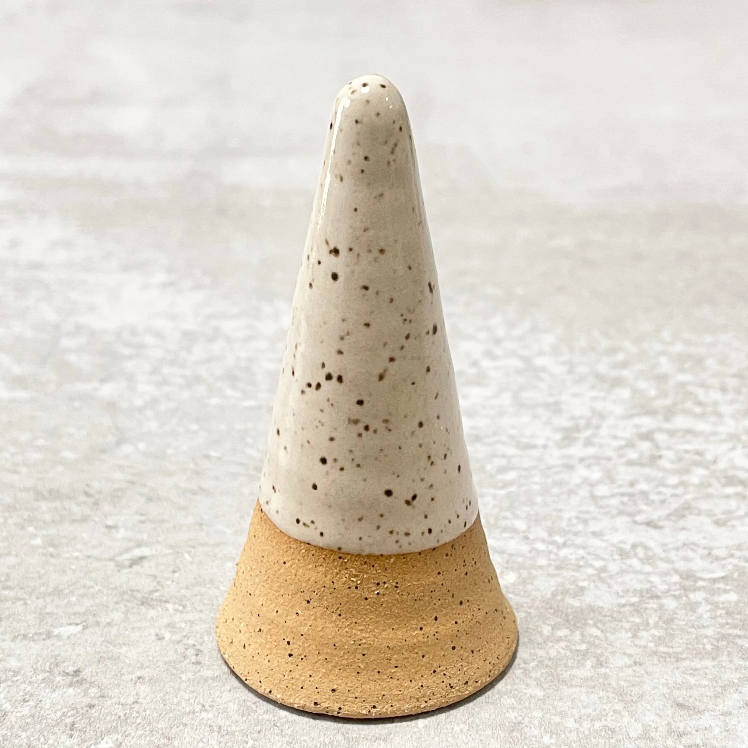 6D74D224-9E24-4C6B-888A-0CF2C95CC775