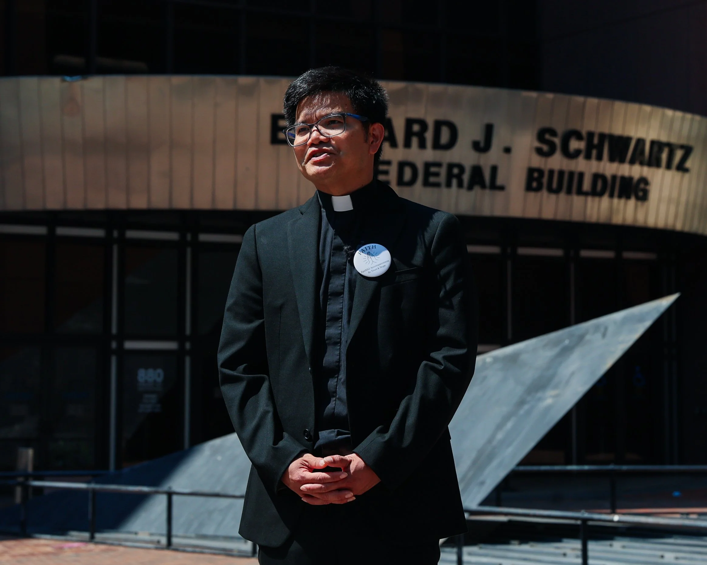 8B7A1135-2.jpg