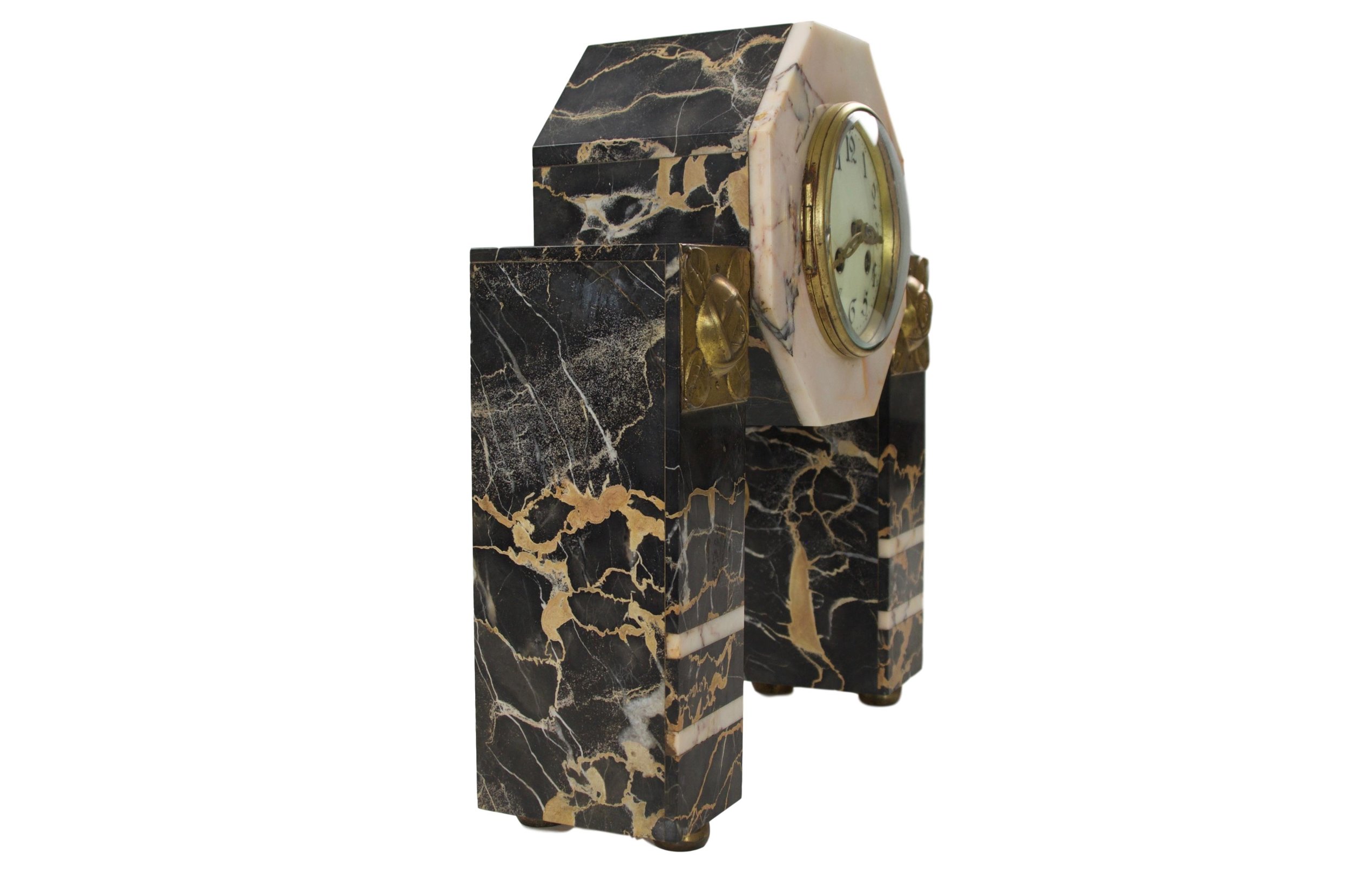 Garniture3 - 7_clipped_rev_1.jpeg