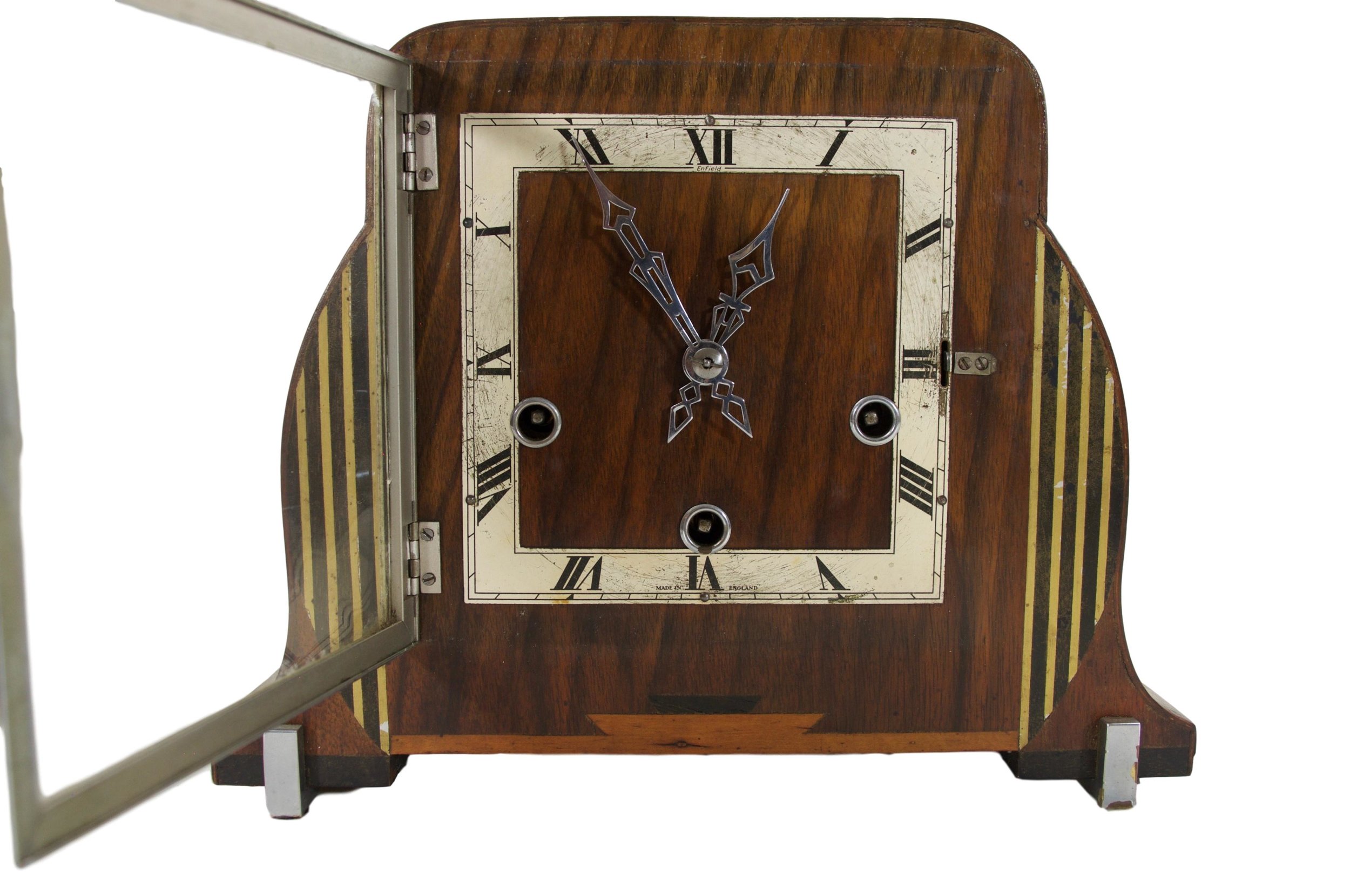woodenclock - 2_clipped_rev_1.jpeg