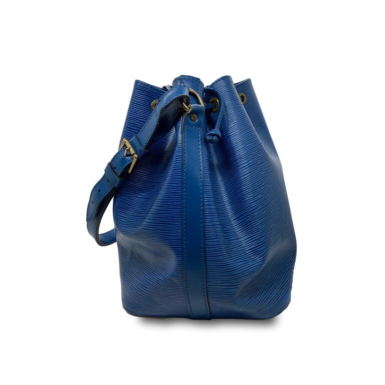 Louis Vuitton Toledo Blue Epi Leather NOE Drawstring Bag