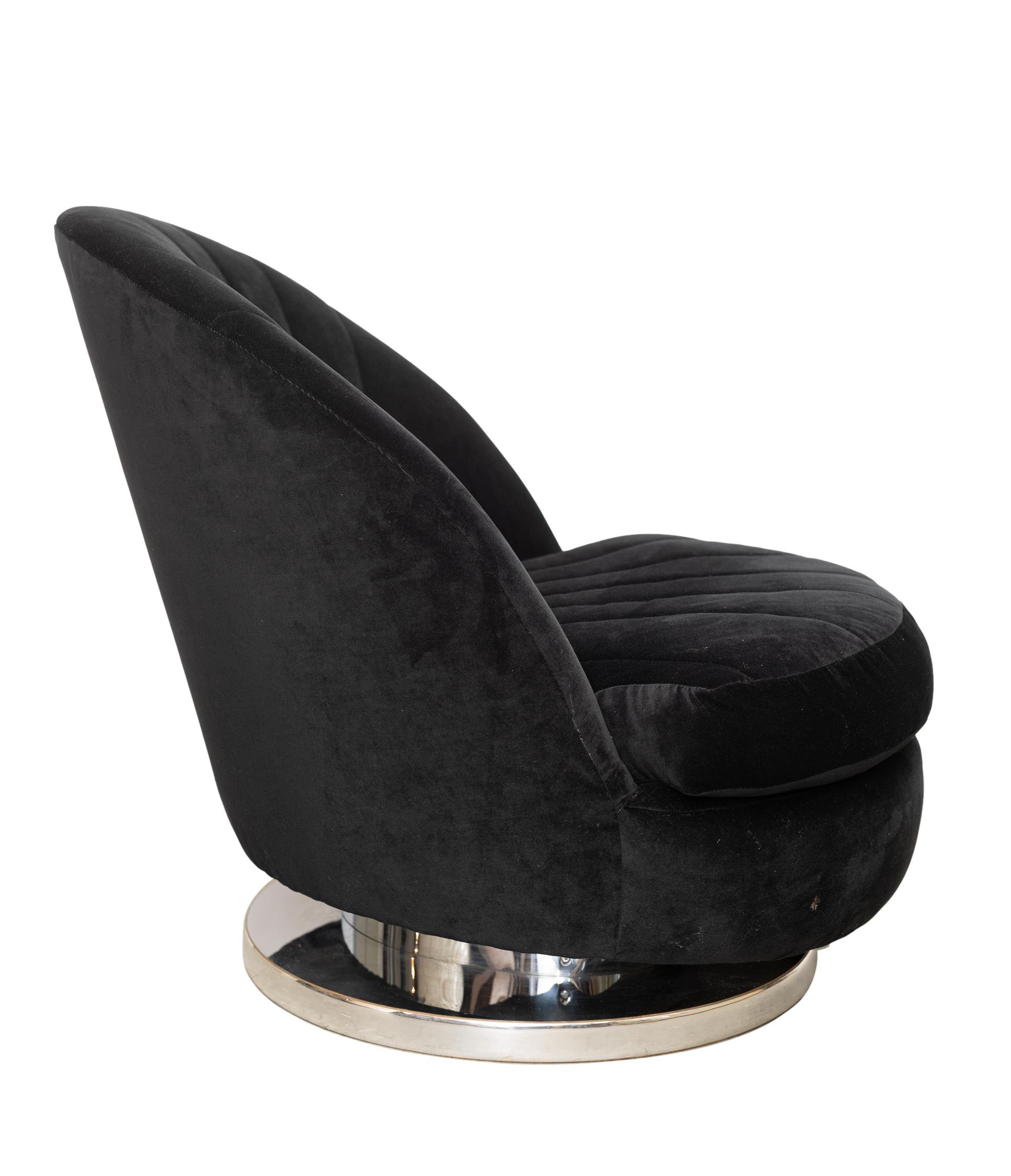 velvetblackchair-5_clipped_rev_1.jpeg