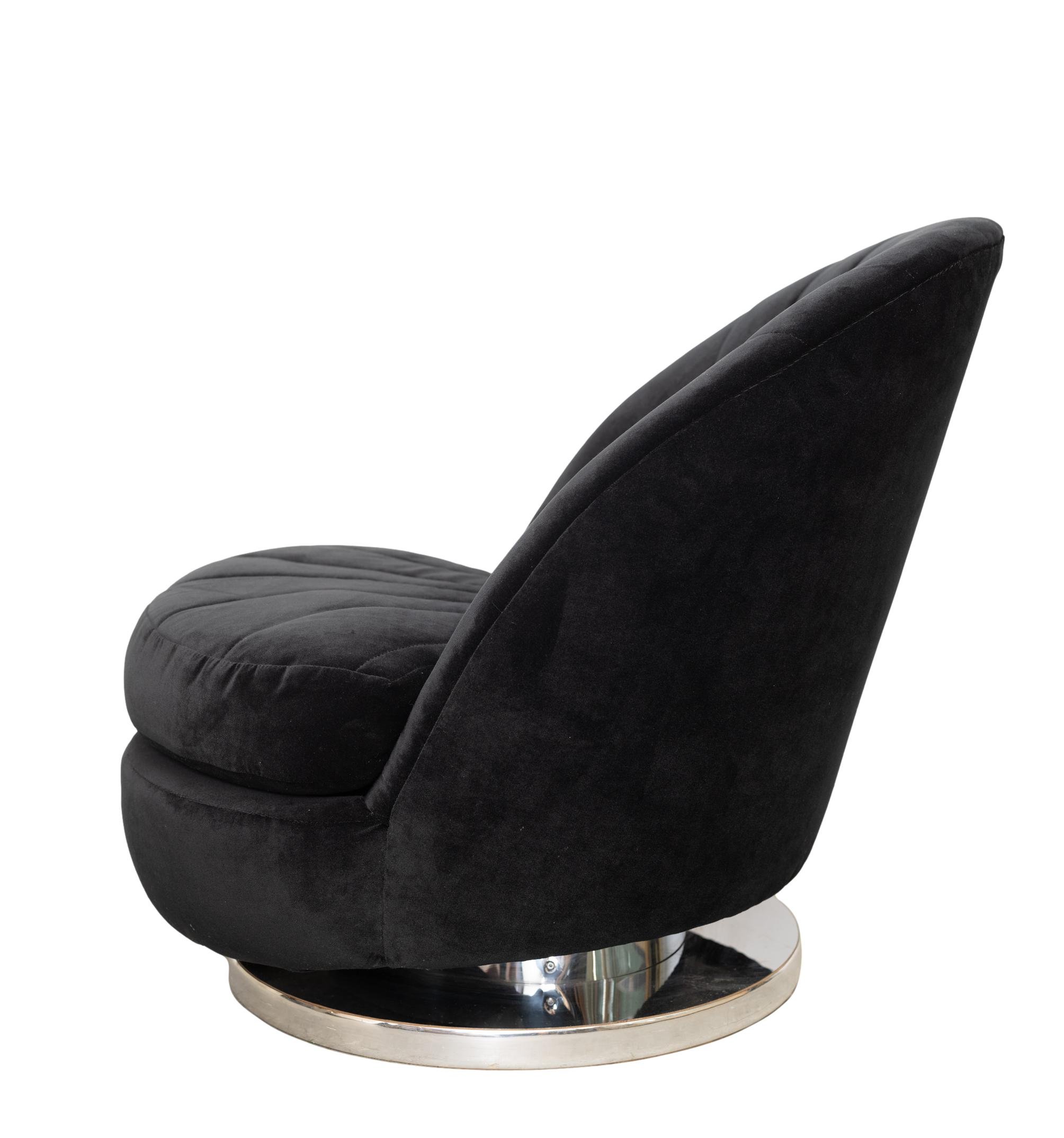 velvetblackchair-7_clipped_rev_1-2.jpeg