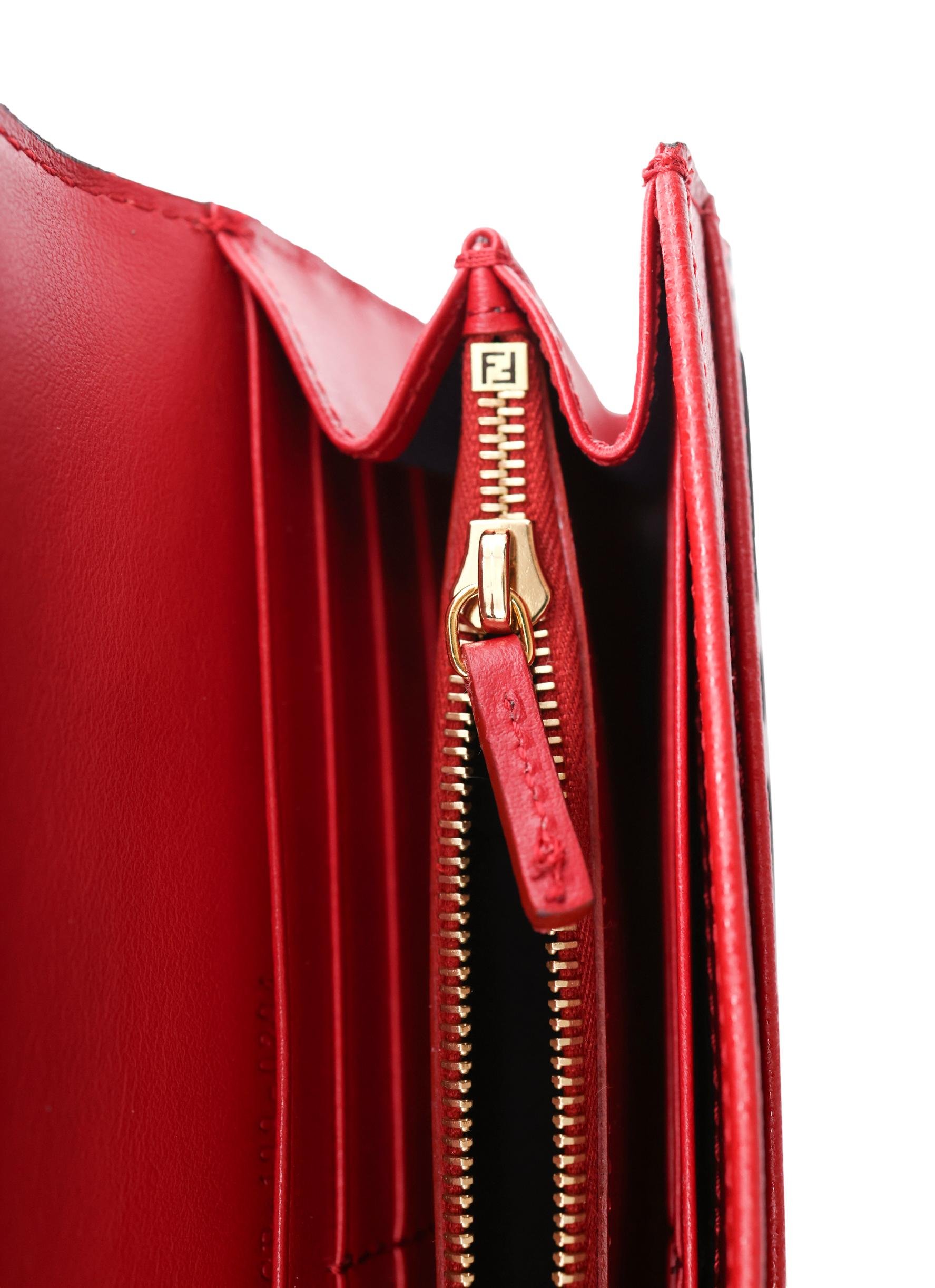 gildedagechristmasbags-15_clipped_rev_1.jpeg