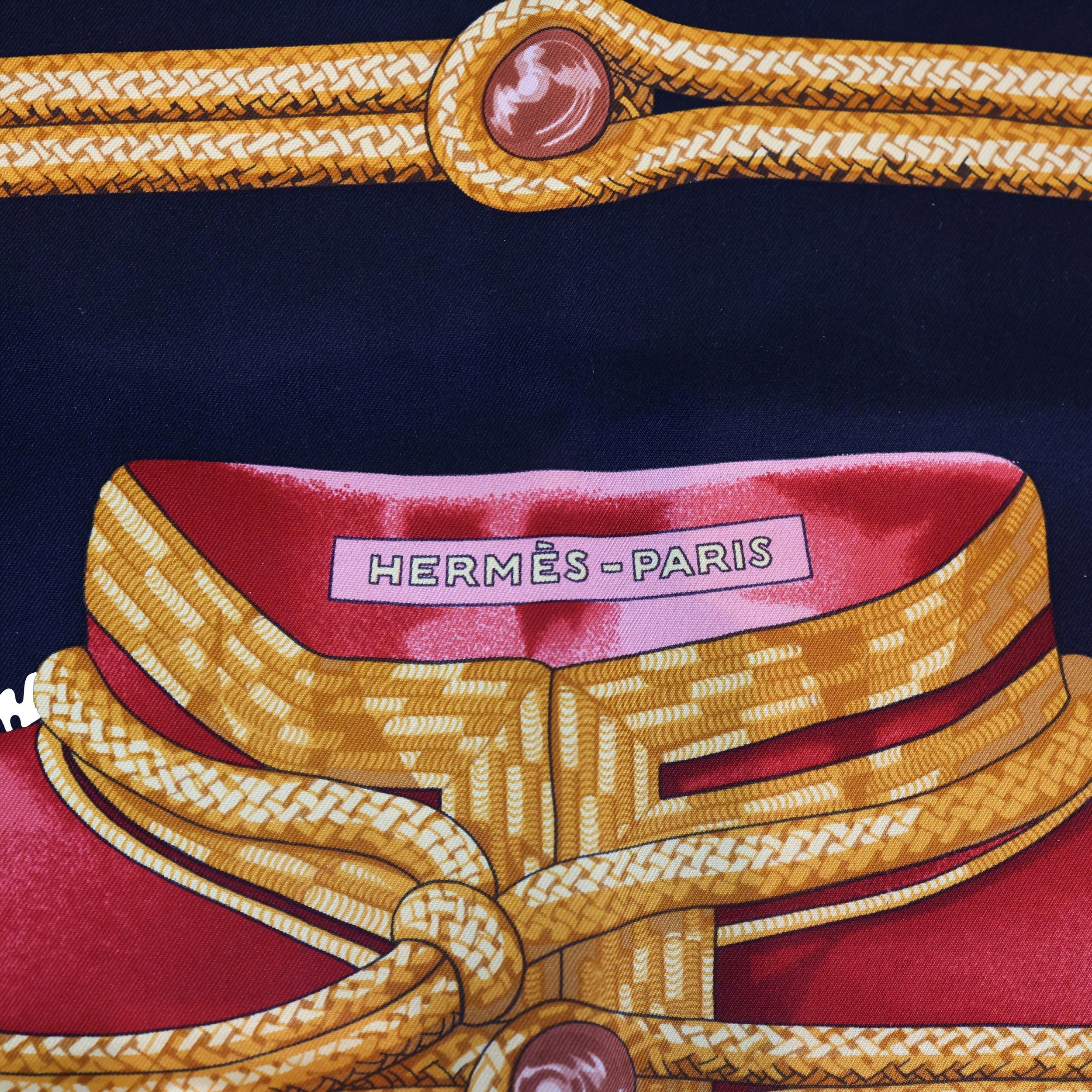 SCARVESFORGILDEDAGE-4_clipped_rev_1.jpeg