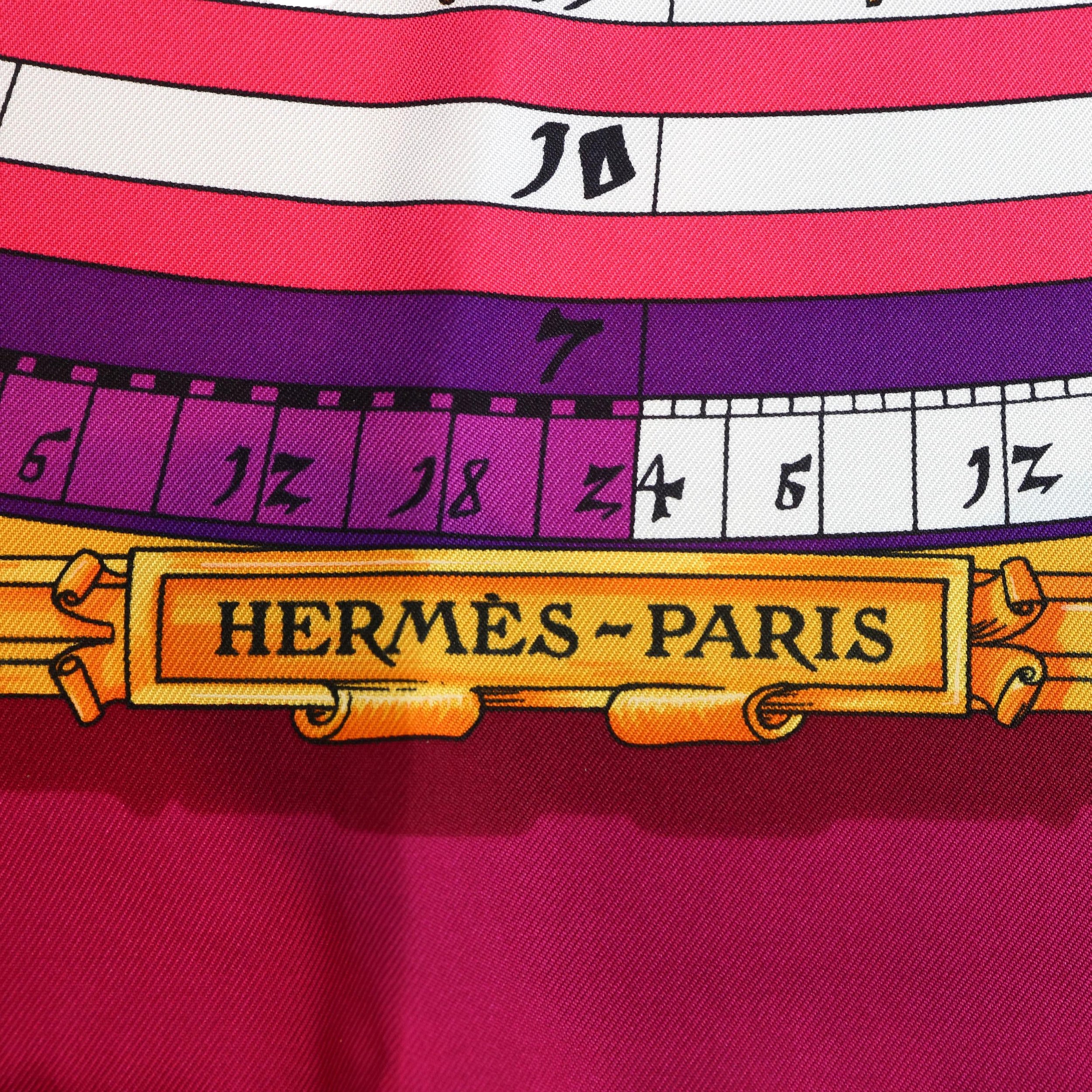 SCARVESFORGILDEDAGE-228_clipped_rev_1.jpeg