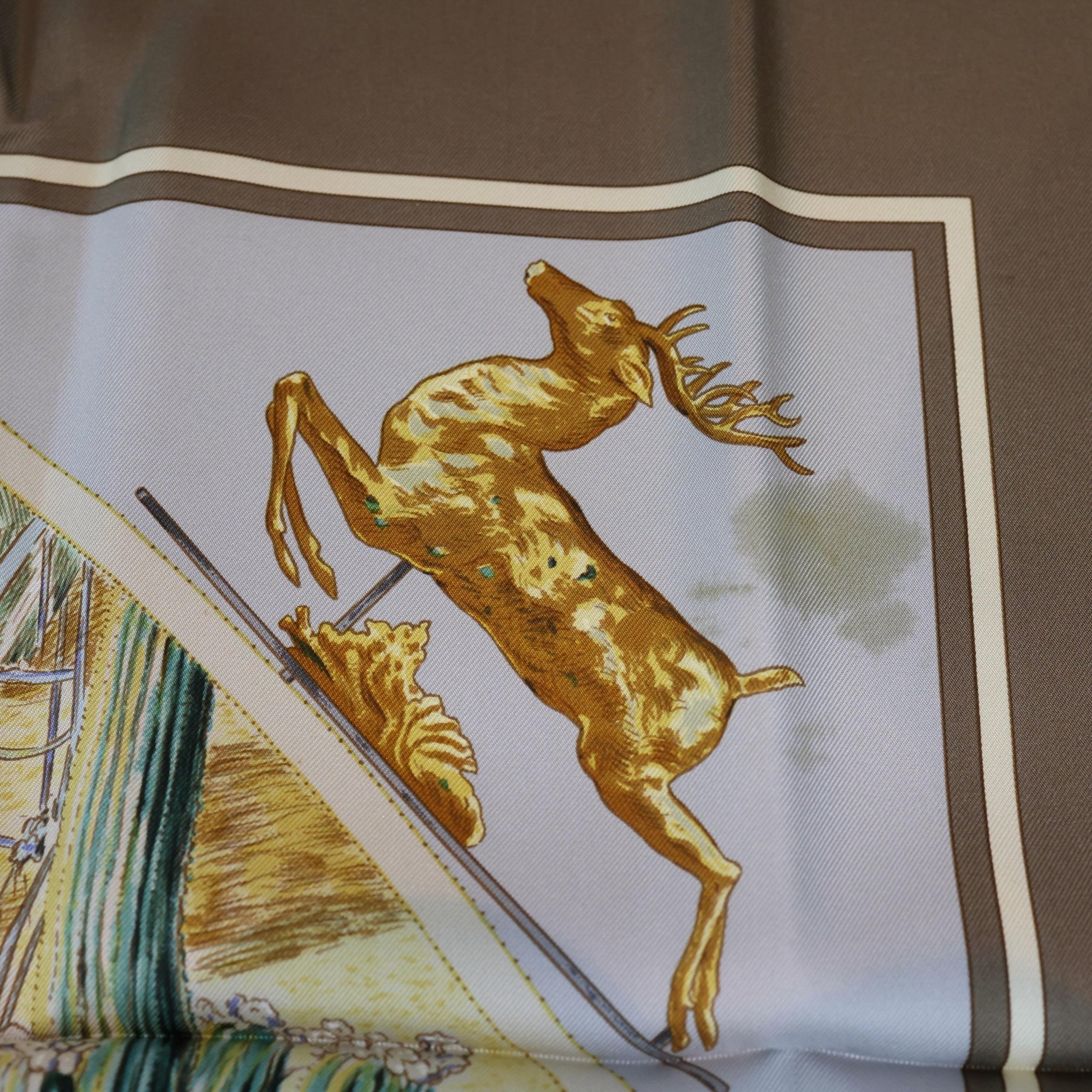 SCARVESFORGILDEDAGE-43_clipped_rev_1.jpeg