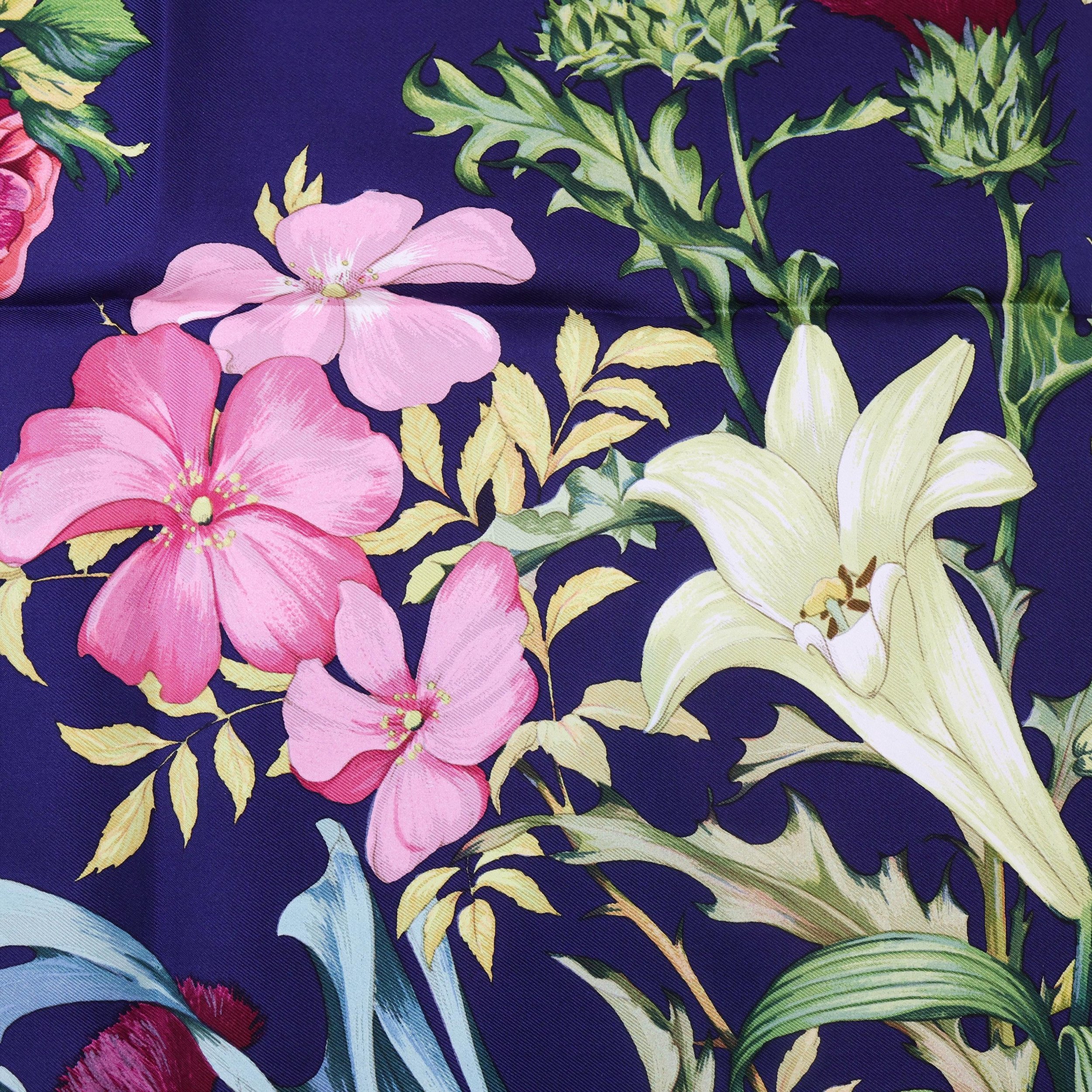 SCARVESFORGILDEDAGE-226_clipped_rev_1.jpeg
