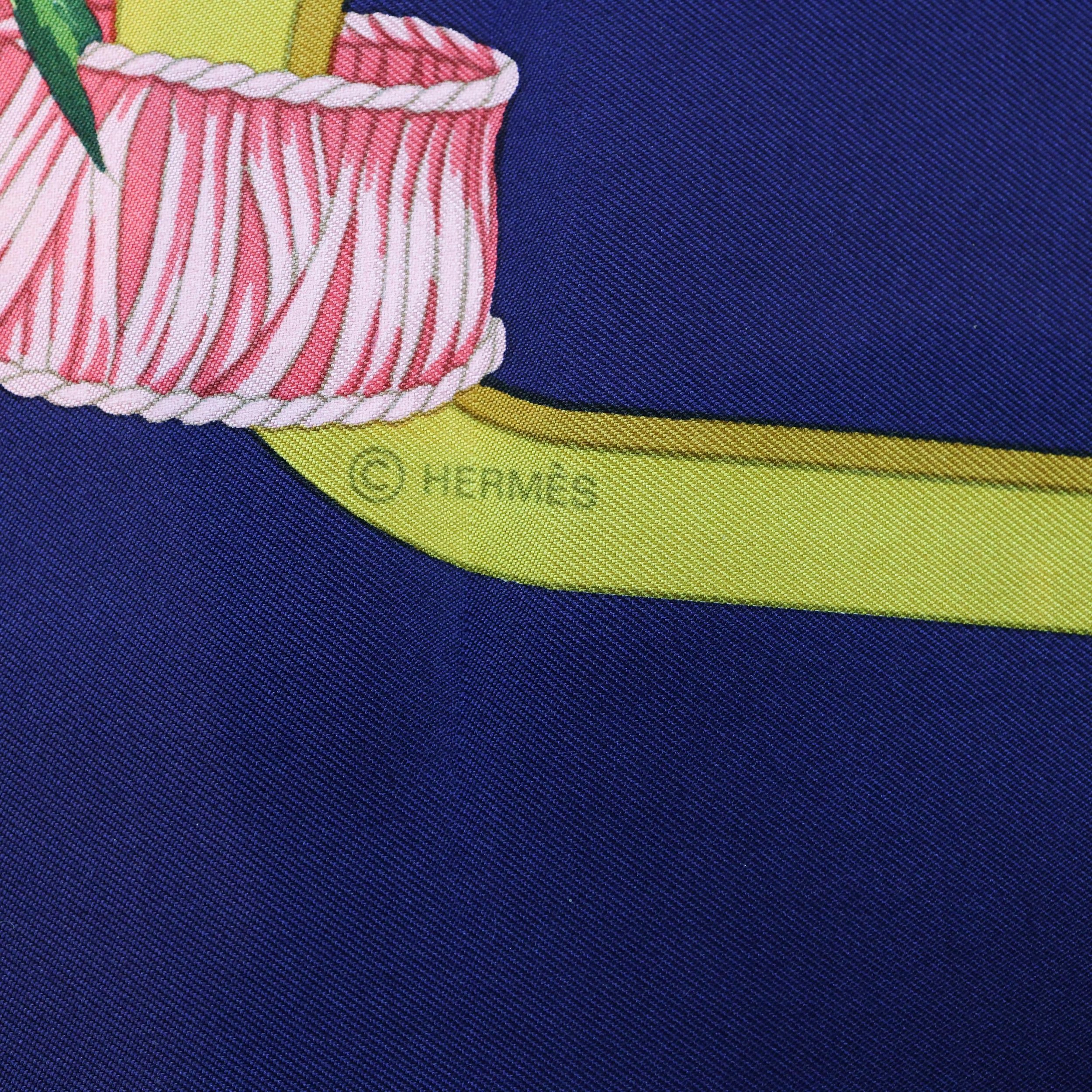 SCARVESFORGILDEDAGE-225_clipped_rev_1.jpeg