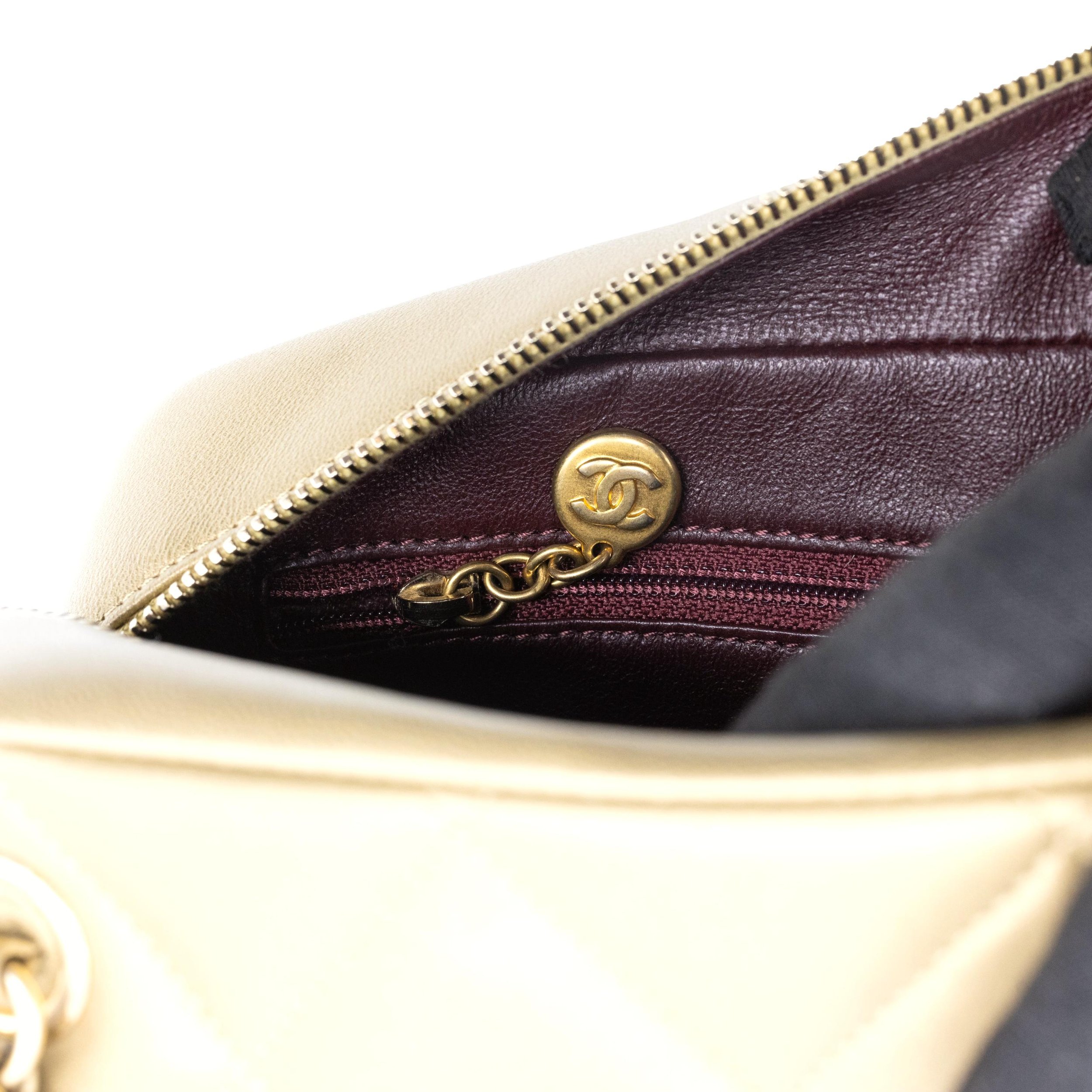 gildedagevintagebags2022-155_clipped_rev_2.jpeg