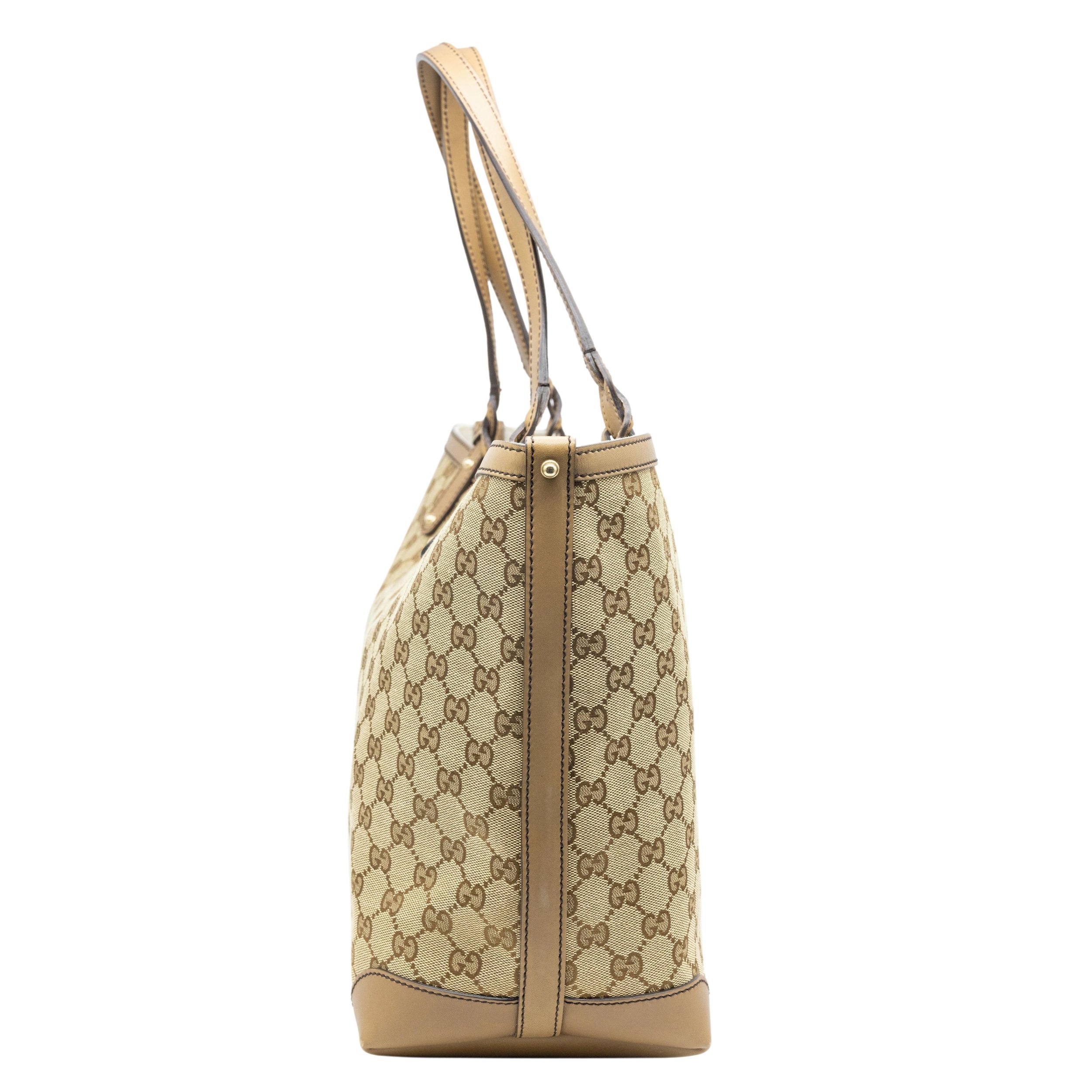 gildedagevintagebags2022-209_clipped_rev_1.jpeg