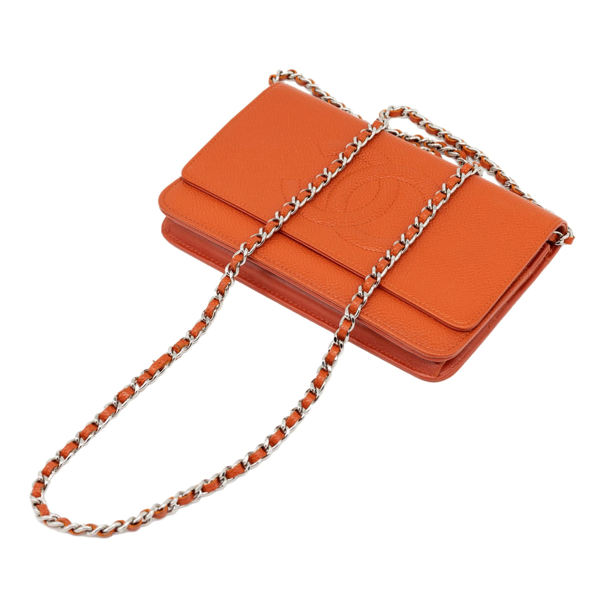 2022gildedbags-103_clipped_rev_2.jpeg