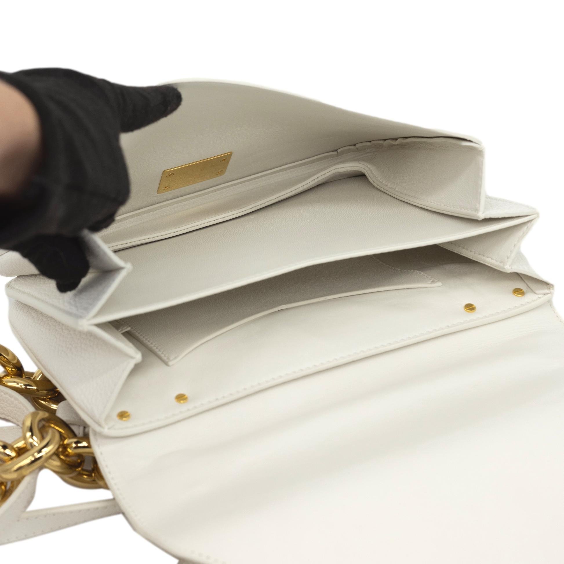 2022gildedbags-55_clipped_rev_1.jpeg