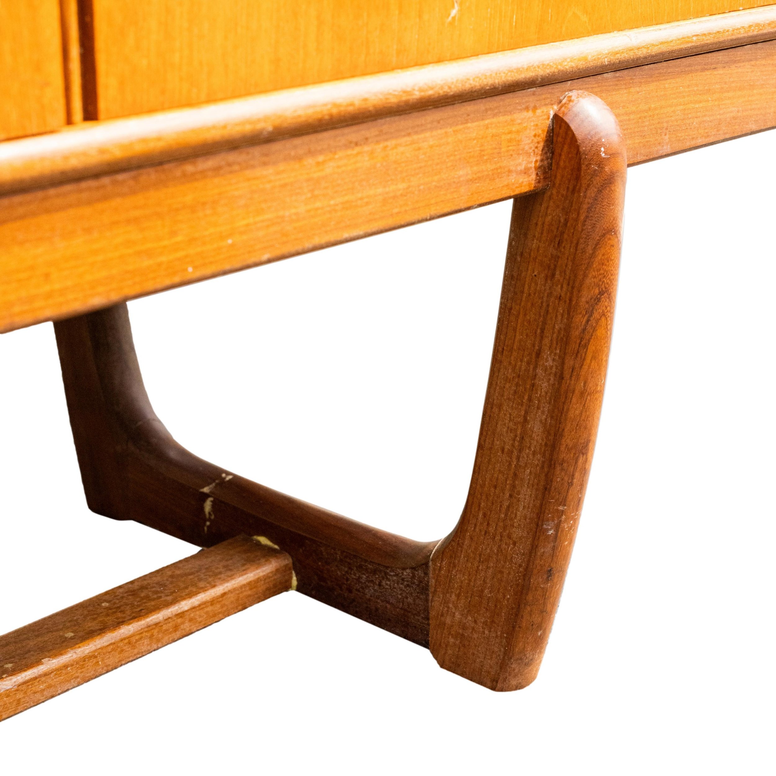 furnituremovingdadygildedagee-68_clipped_rev_1.jpeg