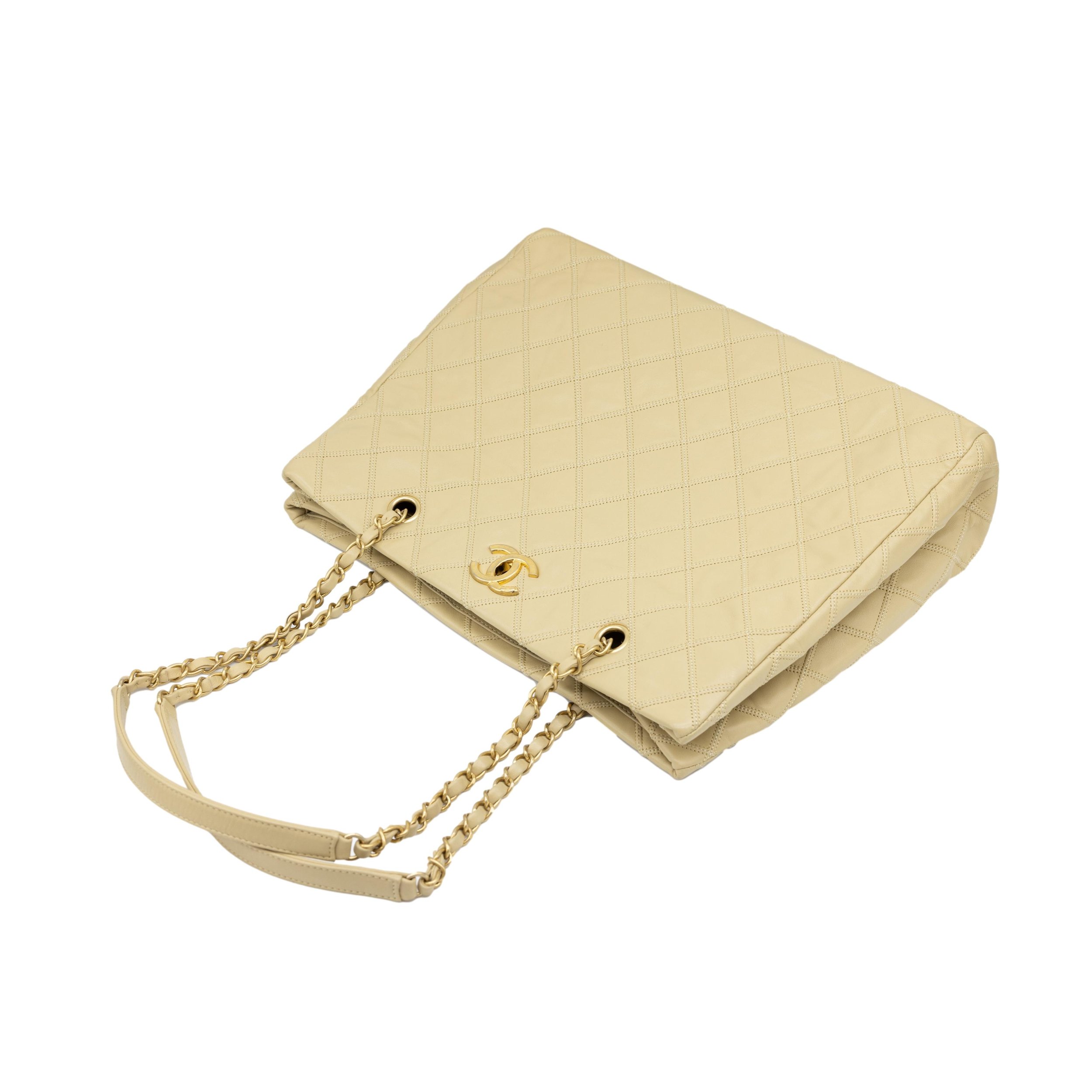 2022gildedbags-89_clipped_rev_1.jpeg