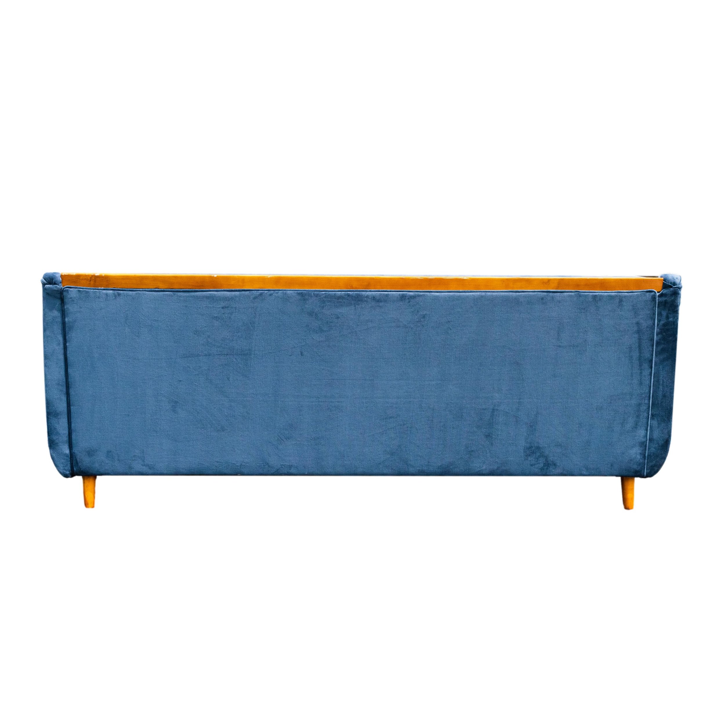 furnituremovingdadygildedagee-103_clipped_rev_2.jpeg