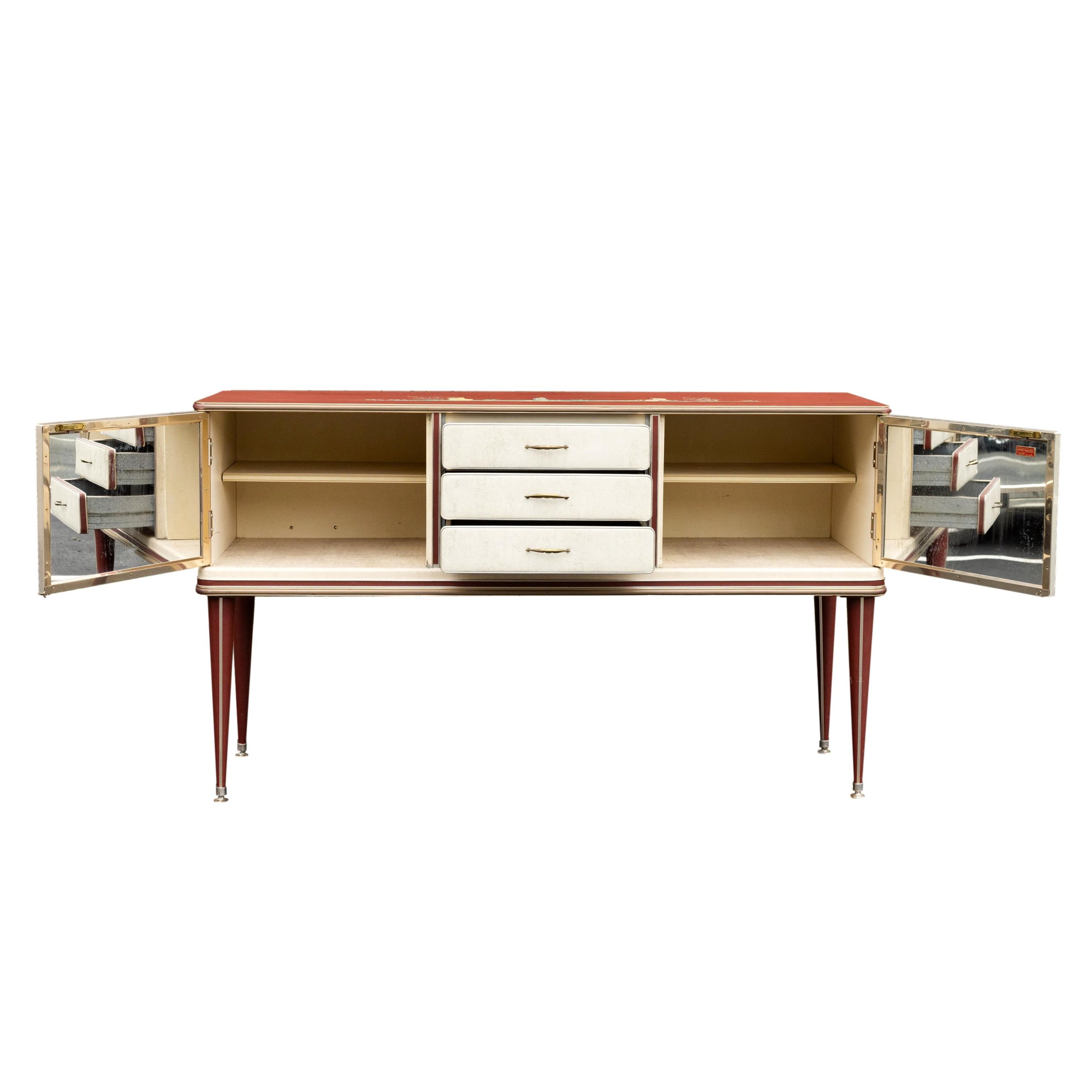 furnituremovingdadygildedagee-150_clipped_rev_2.jpeg
