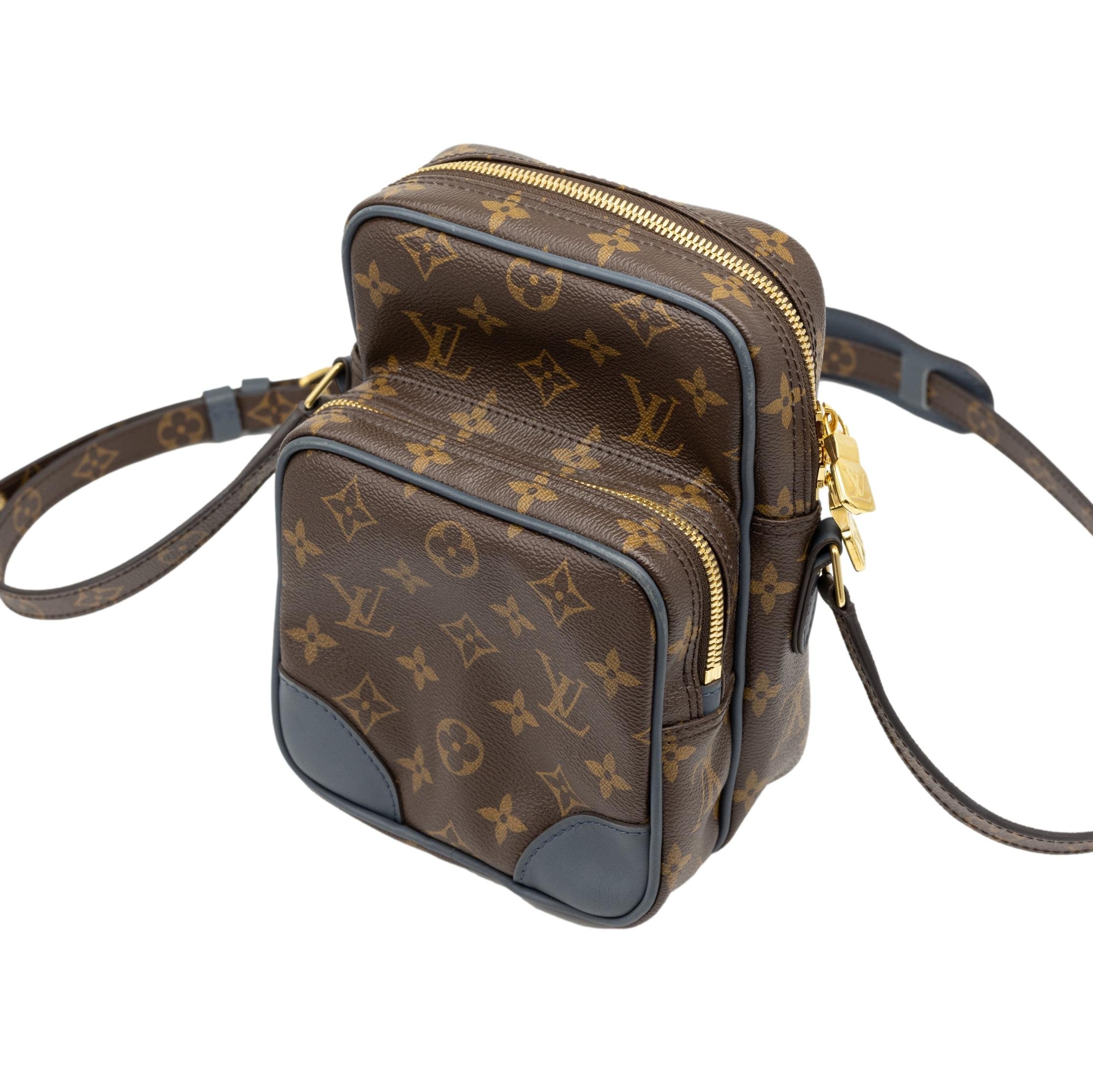 2022gildedbags-116_clipped_rev_1.jpeg