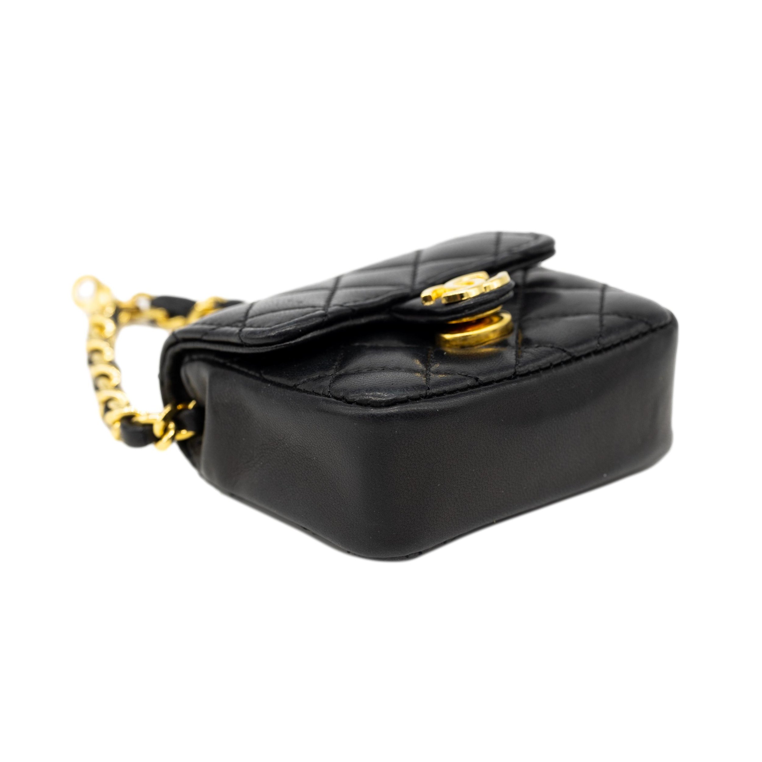 chanelbagbeltgilded-62_clipped_rev_1.jpeg