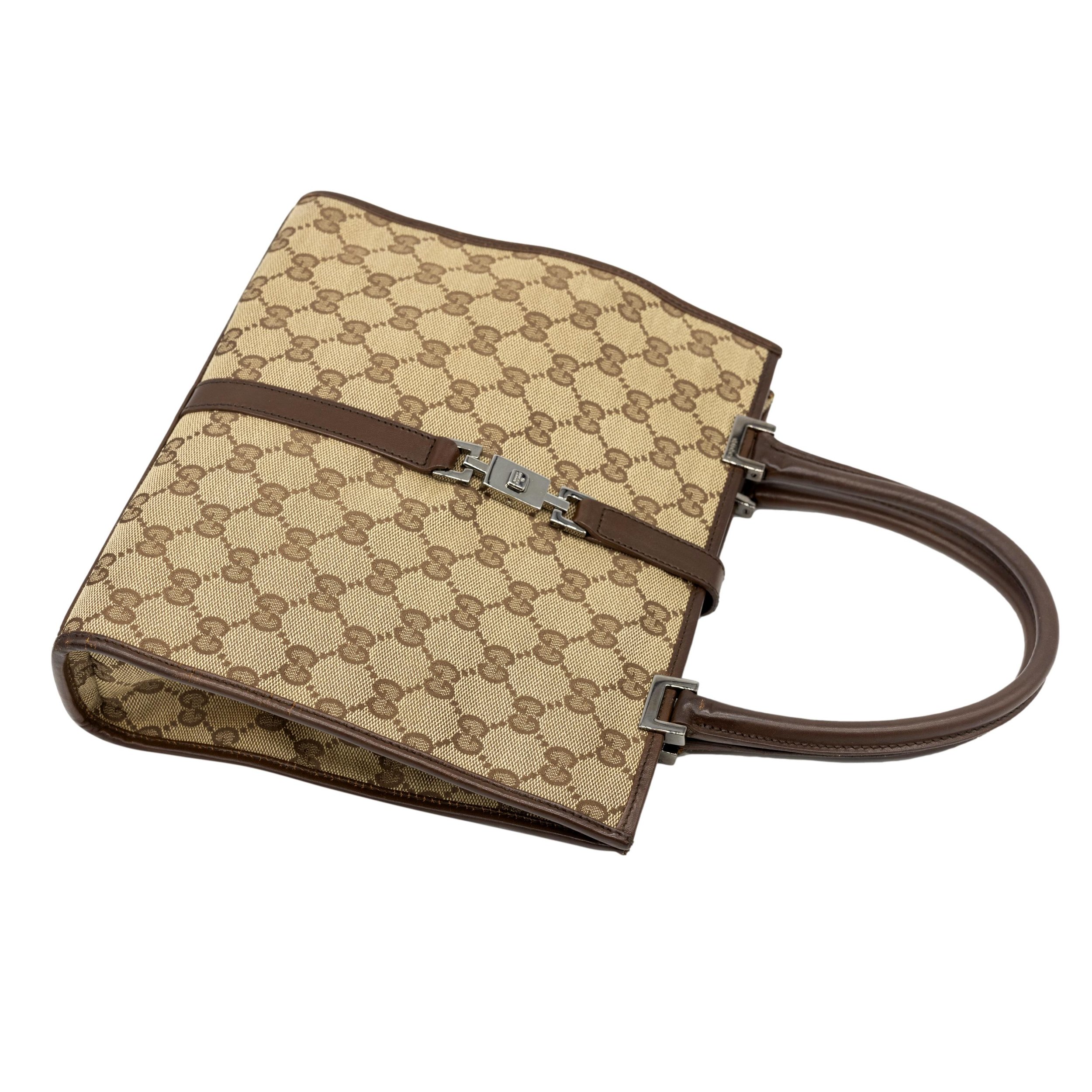 gildedbags202222-47_clipped_rev_1.jpeg