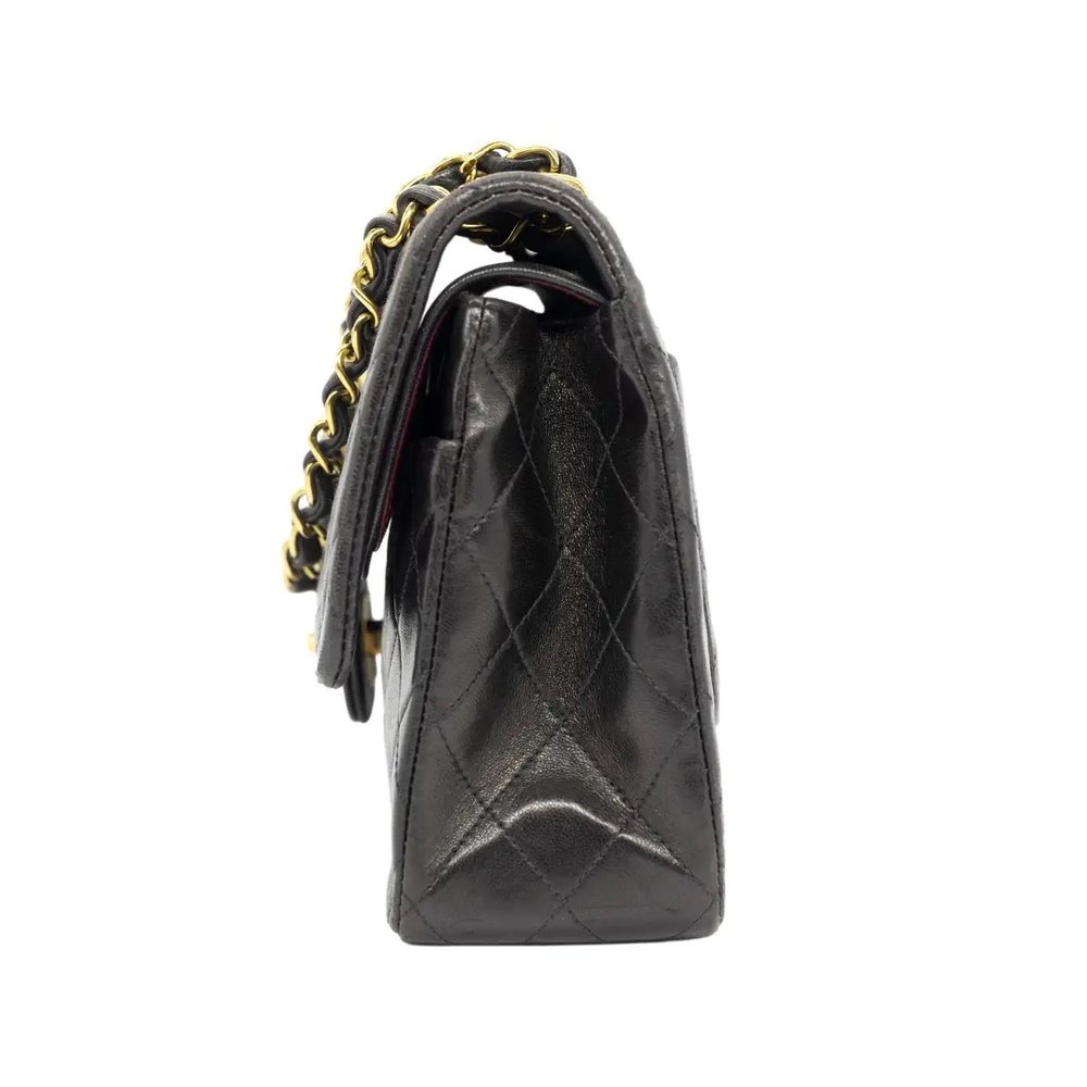 chanel classic medium double flap bag black