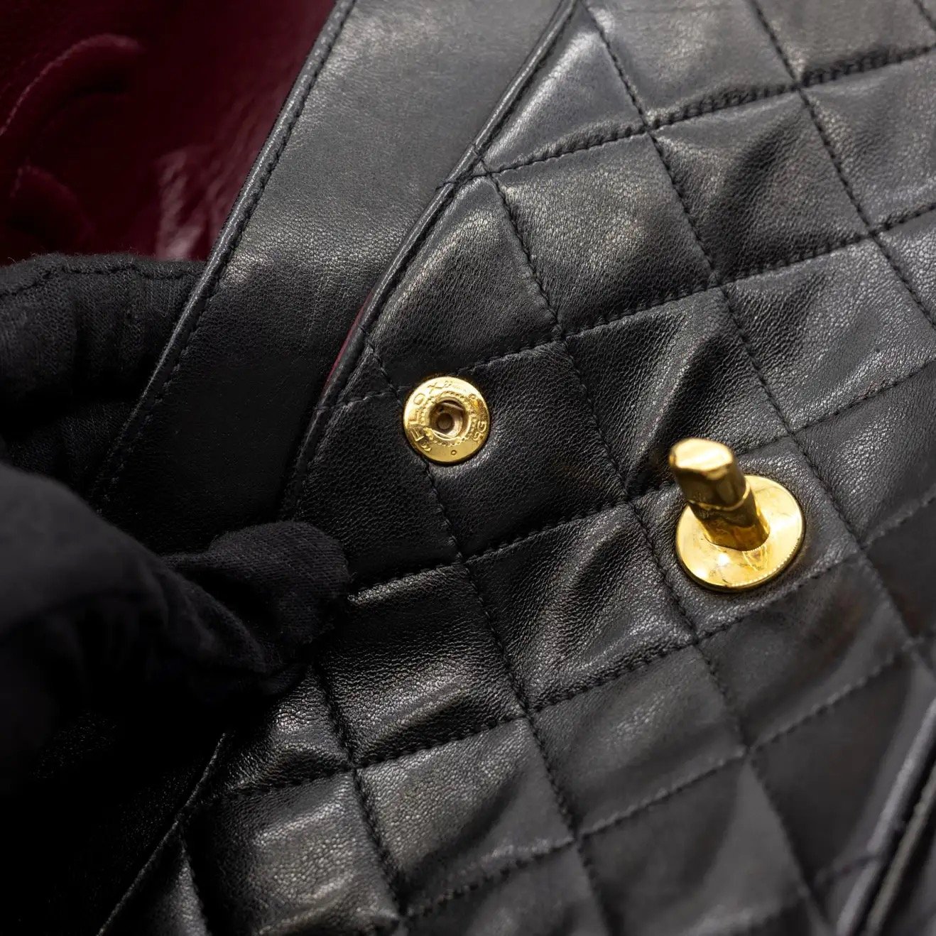 chanelbagsgilded_41_clipped_rev_1_master.jpeg