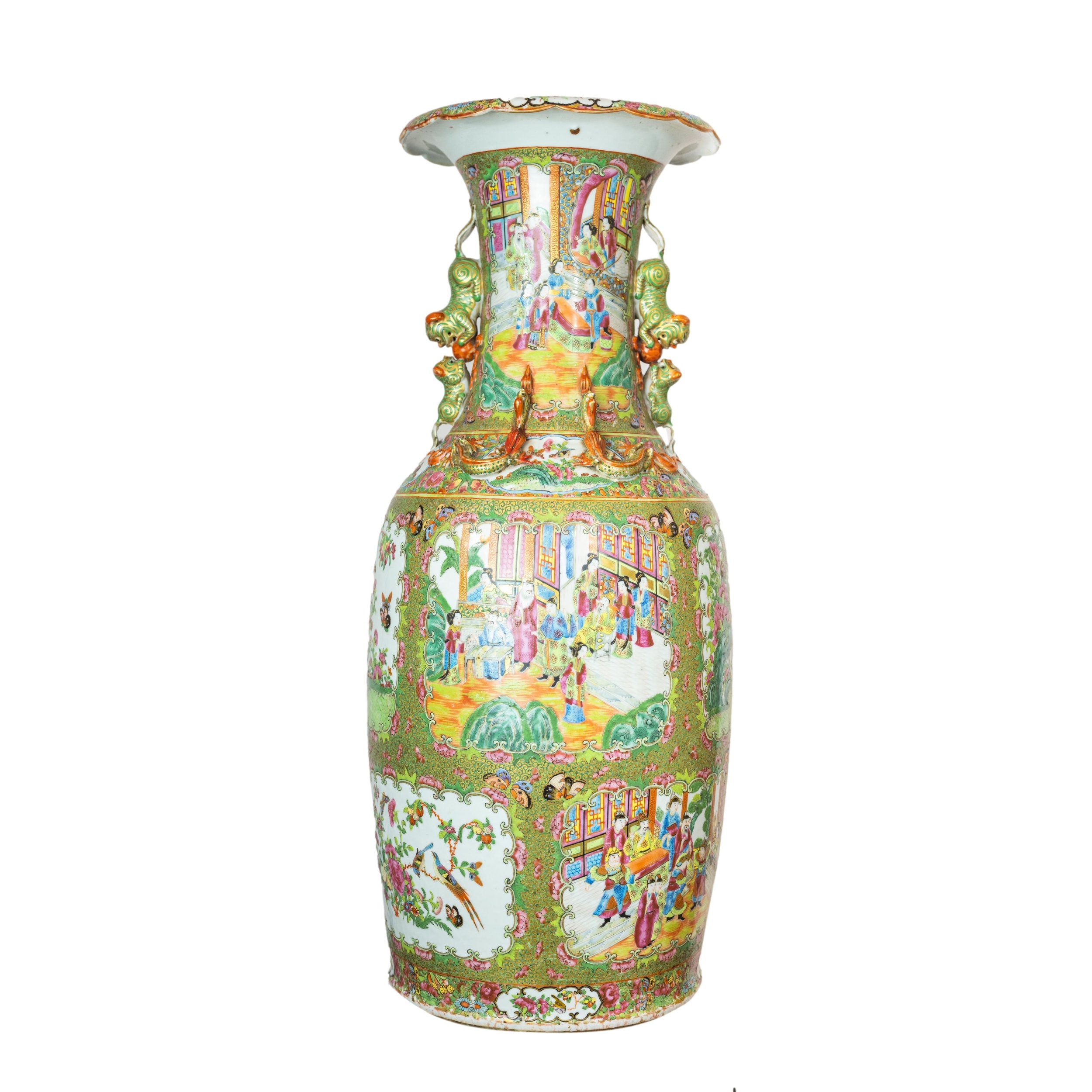gildedagebeautifulvase-12_clipped_rev_1.jpeg