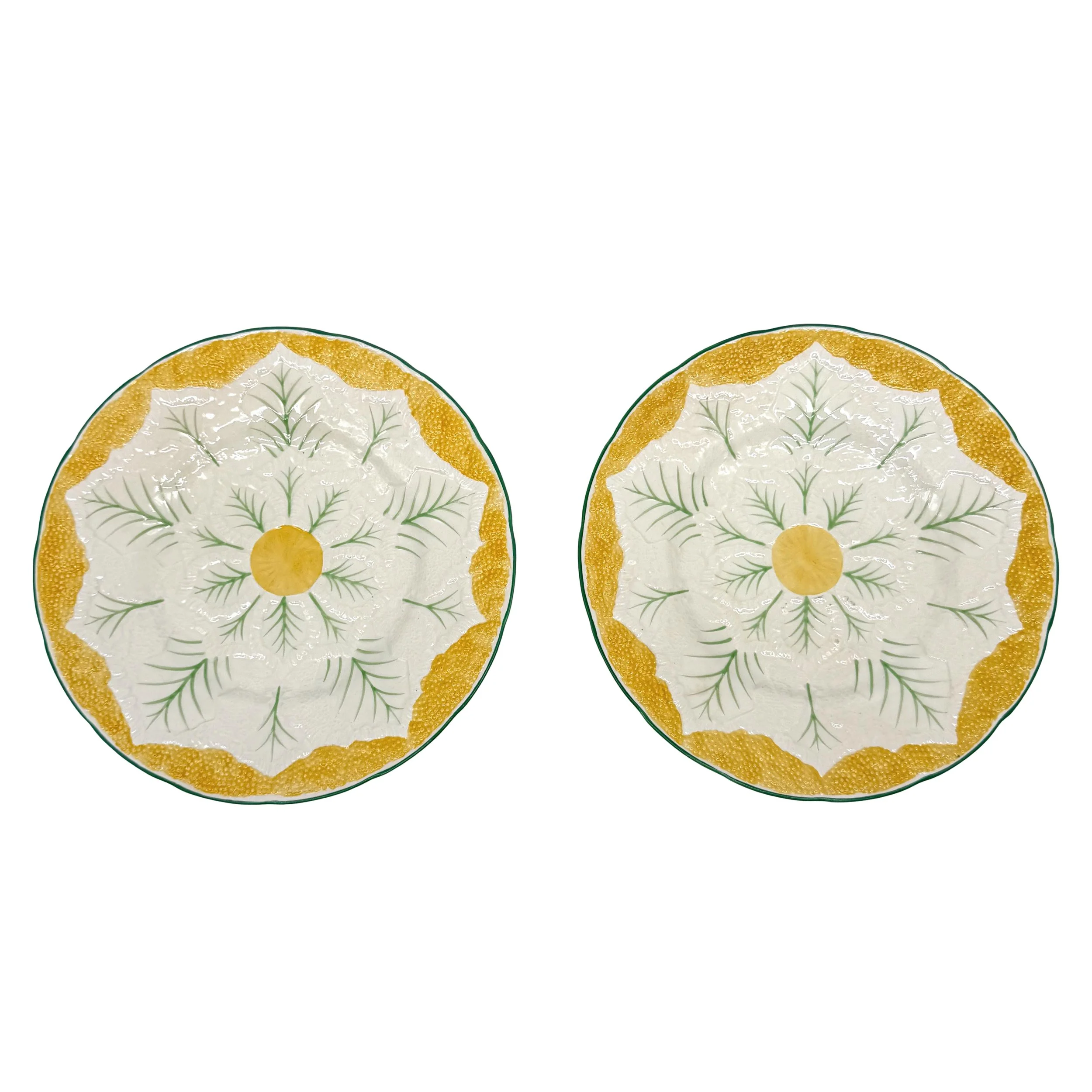 Early 20th Century Wedgwood Majolica Cauliflower Pattern Plate, English, ca. 1920