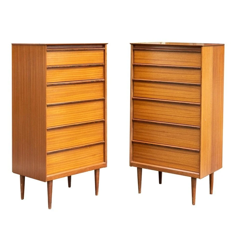 furnituremovingdadygildedagee-45_clipped_rev_2.jpg