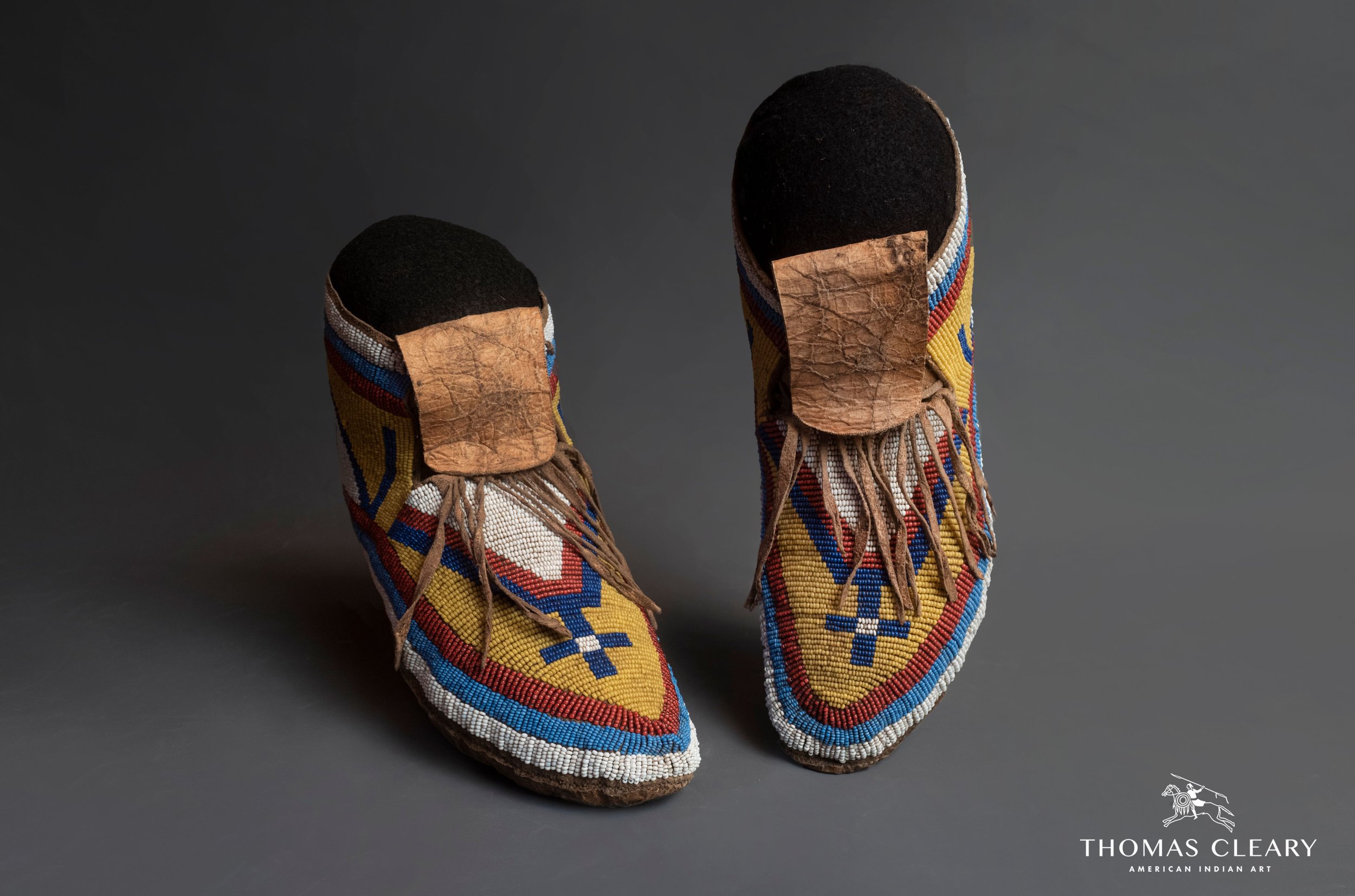50570d - Gros Ventre Fort Belknap Moccasins.jpeg
