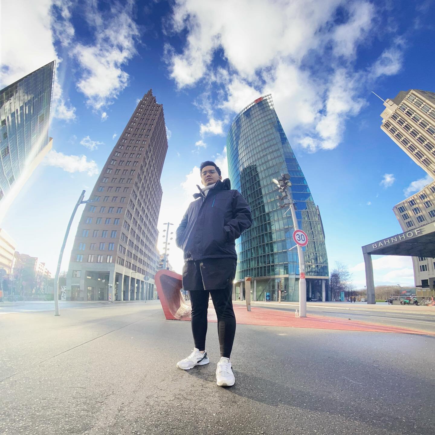I am unstoppable 💣 #badass #motivation 
&bull;
📸 @thomasfortaa 
&bull;
&bull;
&bull;
&bull;
#igers #ig #potd #berlin #igdaily #igquote #buildings #architecture #potsdamerplatz