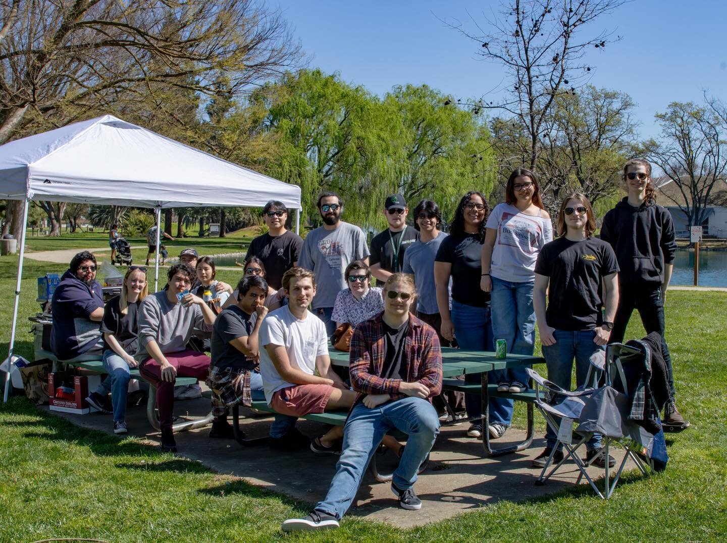 To celebrate the completion of our frame and the start of the non-stop work week, we threw a barbecue at a local park! Thank you to everyone who could make it and for making it an enjoyable experience.

@redlineoil 

#sacramento #california #sacstate