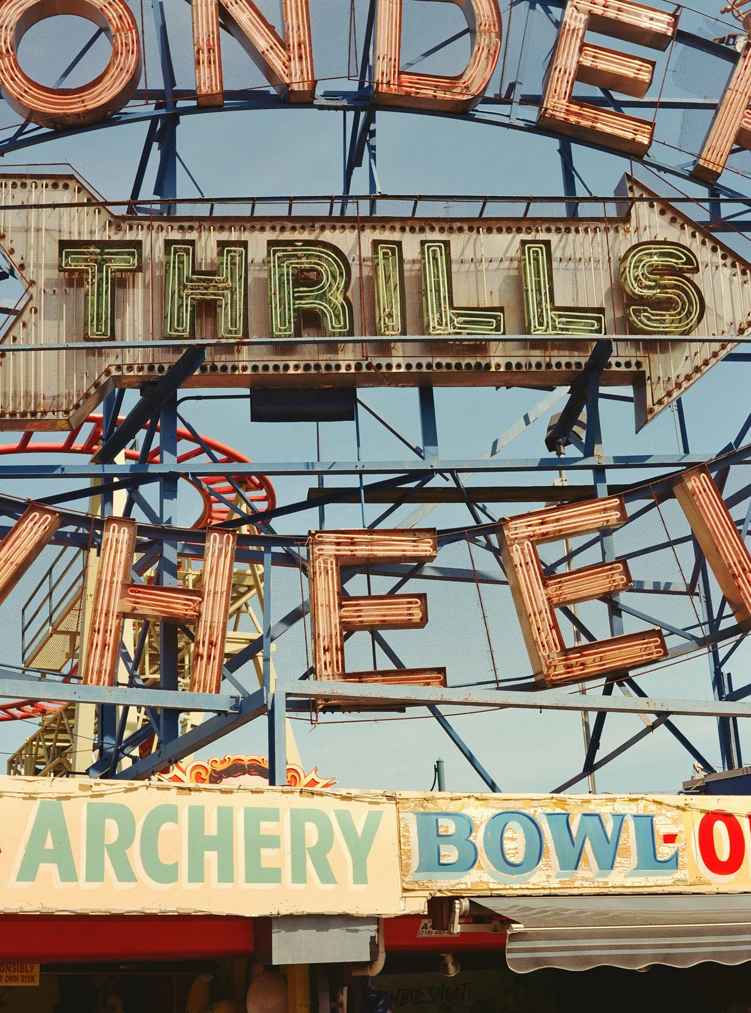 JoyceLee_ConeyIsland_Thrills.jpg