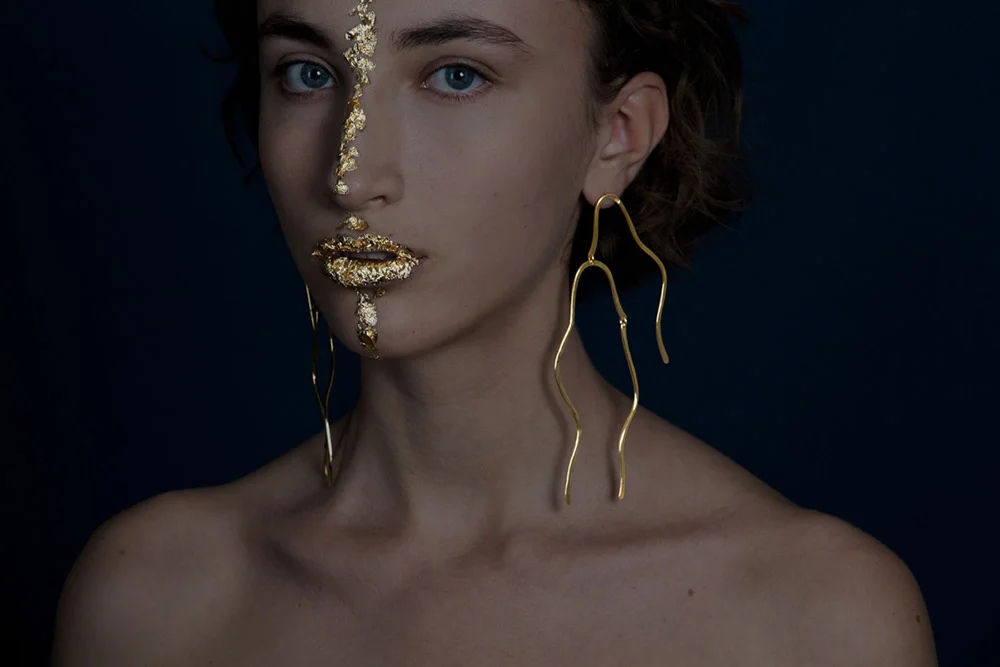 boucles d'oreille or de la créatrice de bijoux Eloïse Fiorentino