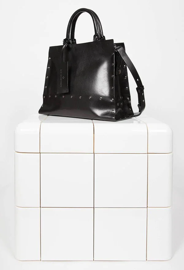 af-vandevorst-sac-black-2.jpg