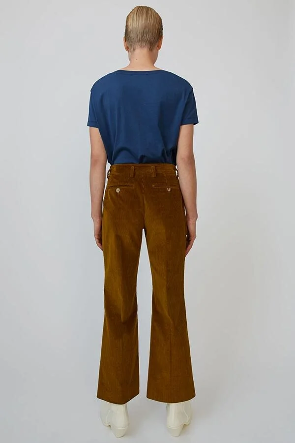 acne-studios-pantalon-oilyellow-4.jpg
